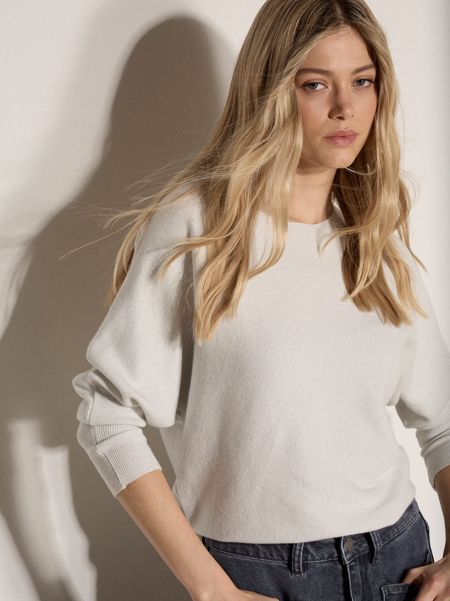 Apricot Rundhalspullover Lurex-Ripp Oberteil mit Fledermausärmeln