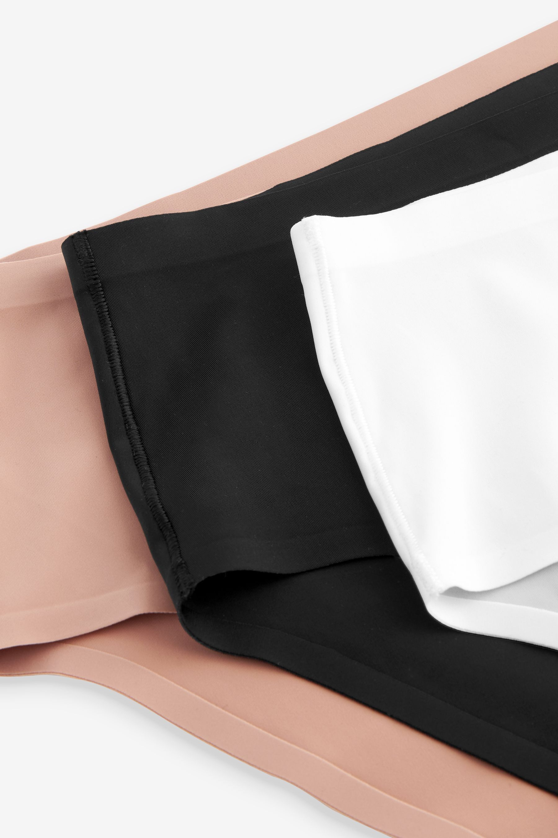 Next High-Waist-Slip 3er-Pack No VPL Hochbund-Slips, hohes Bein (3-St)