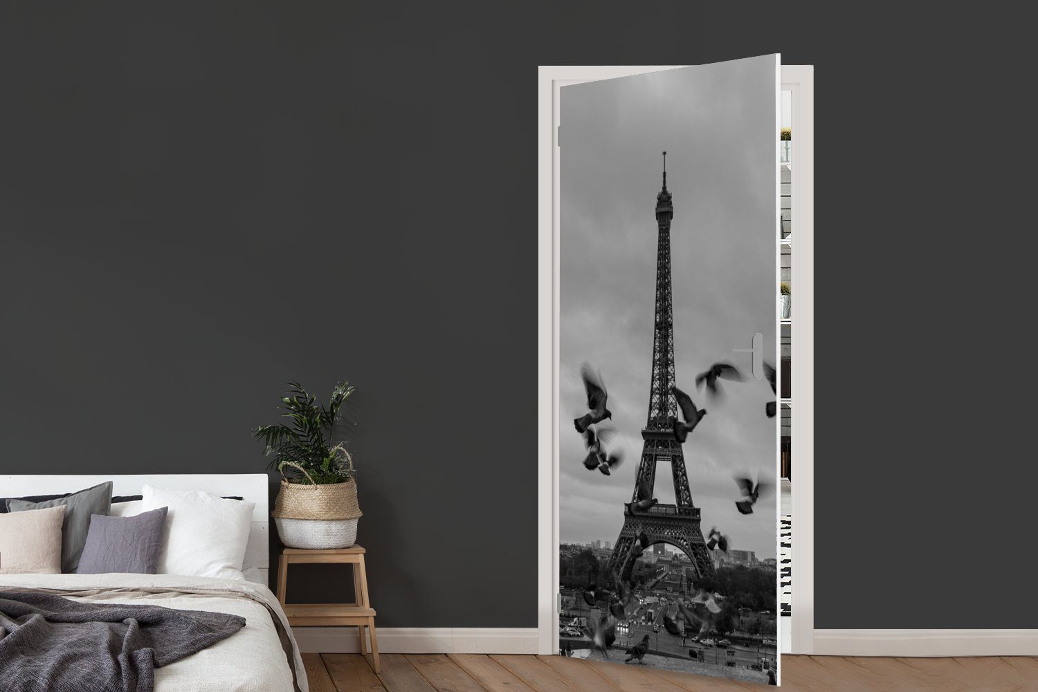 MuchoWow Türtapete Vögel vor dem (1 St), 75x205 Eiffelturm, Türaufkleber, Tür, Fototapete cm für bedruckt, Matt