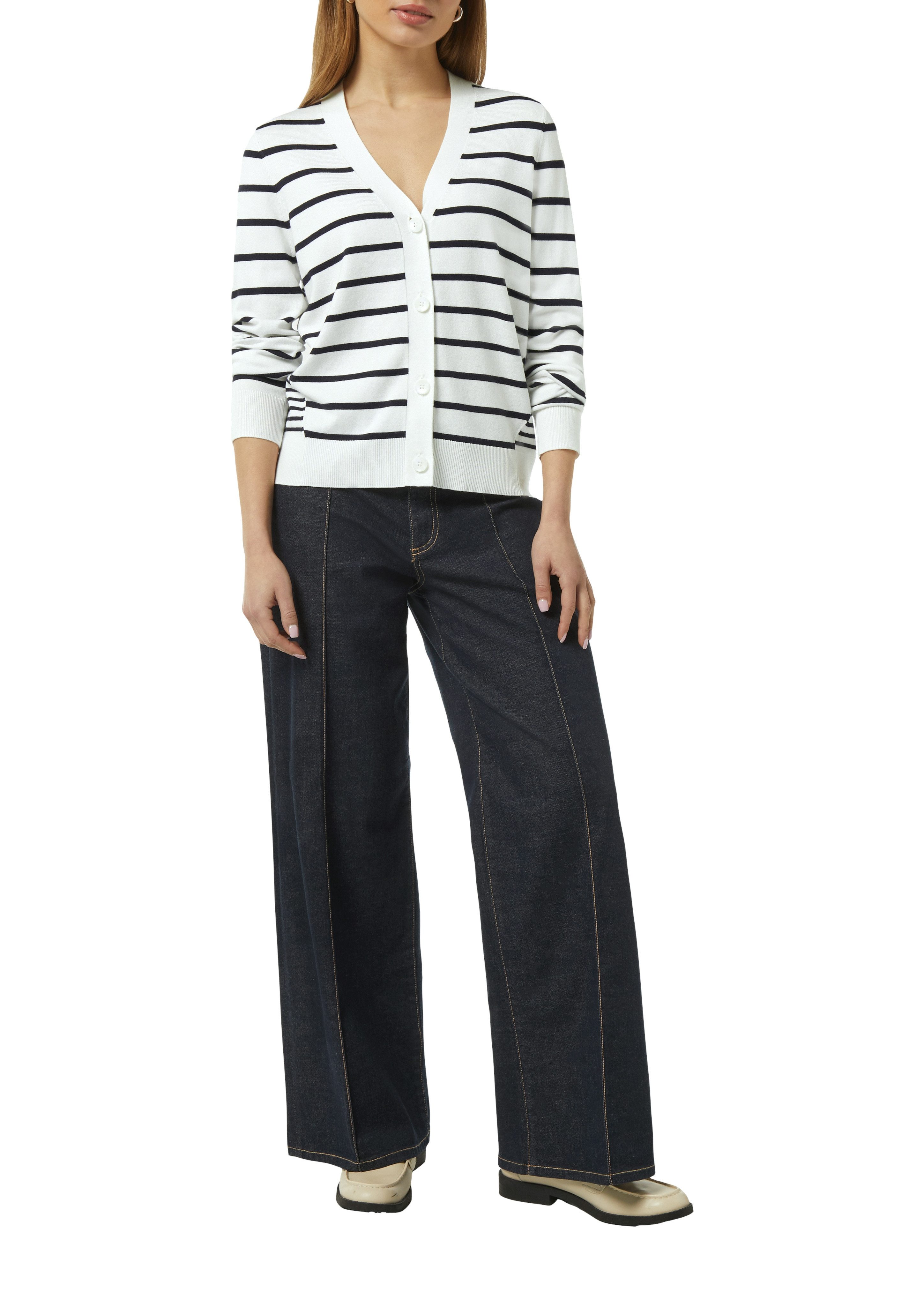 comma Strickjacke mit V-Ausschnitt und in Streifen-Optik günstig online kaufen