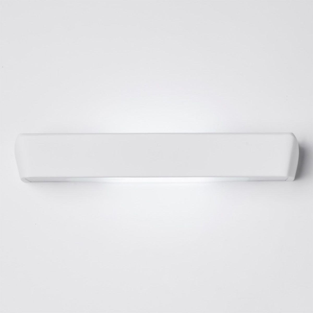 Vivida International LED Wandleuchte Hantera Wandleuchte, B: 30,9 cm, T: 7,25 cm, Weiß, LED fest integriert, Warmweiß, Inklusive CCT-Switch zum ändern der Lichtfarbe 2700K, 3000K oder 4000K