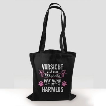 Shirtracer Umhängetasche Vorsicht vor dem Frauchen der Hund ist harmlos - Grunge/Vintage - Weiß, Geschenk für Hundebesitzer