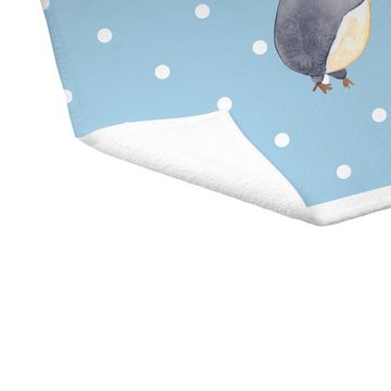 Mr. & Mrs. Panda Handtuch Pinguin mit Kind - Blau Pastell - Geschenk, Gästetuch, Sport Handtuch, (1-St), Allseitig umsäumt