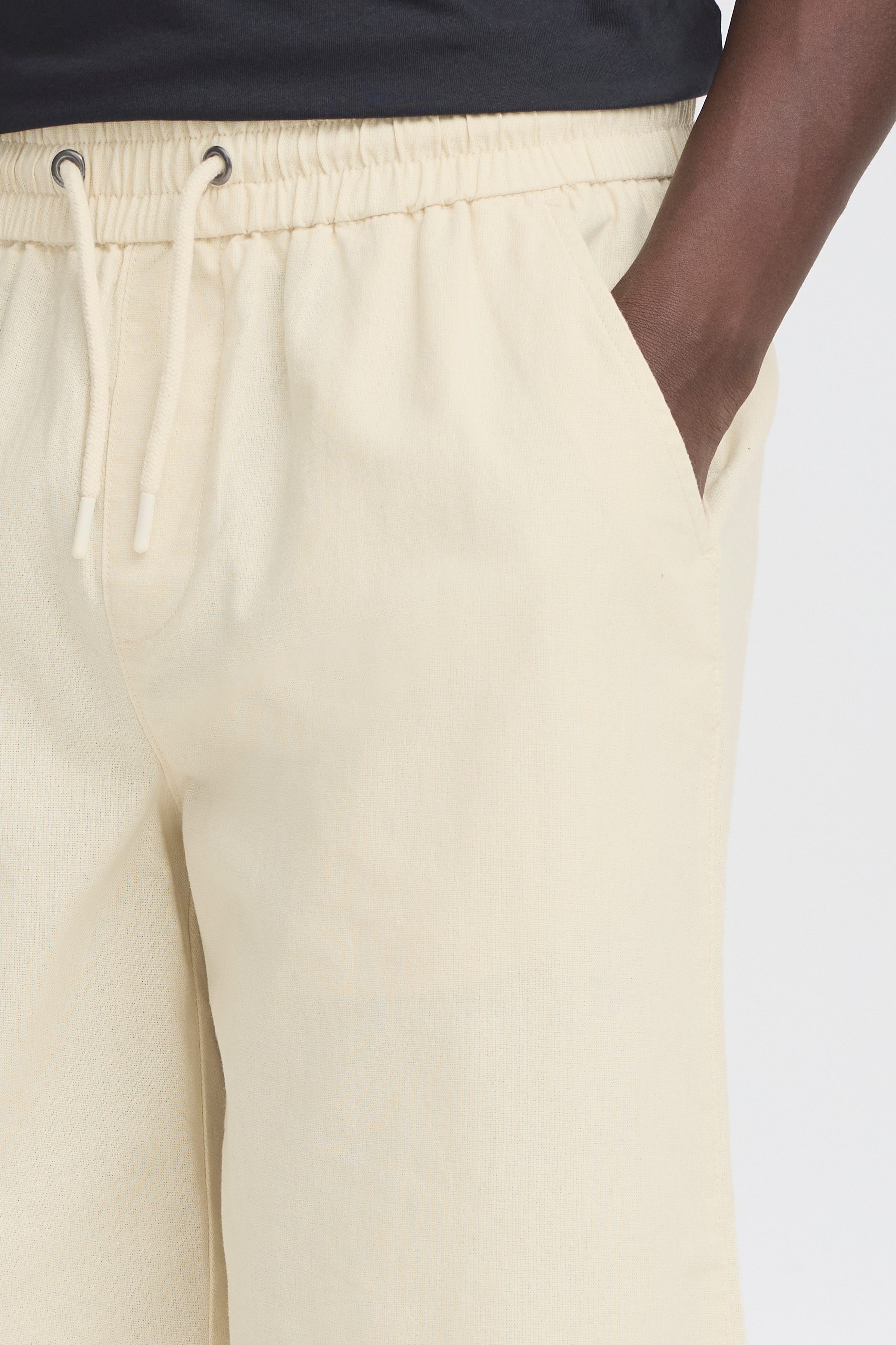 Blend Shorts BHBAY linen Shorts PP NOOS aus Leinen und Baumwolle, modische Passform, mit Reißverschluss