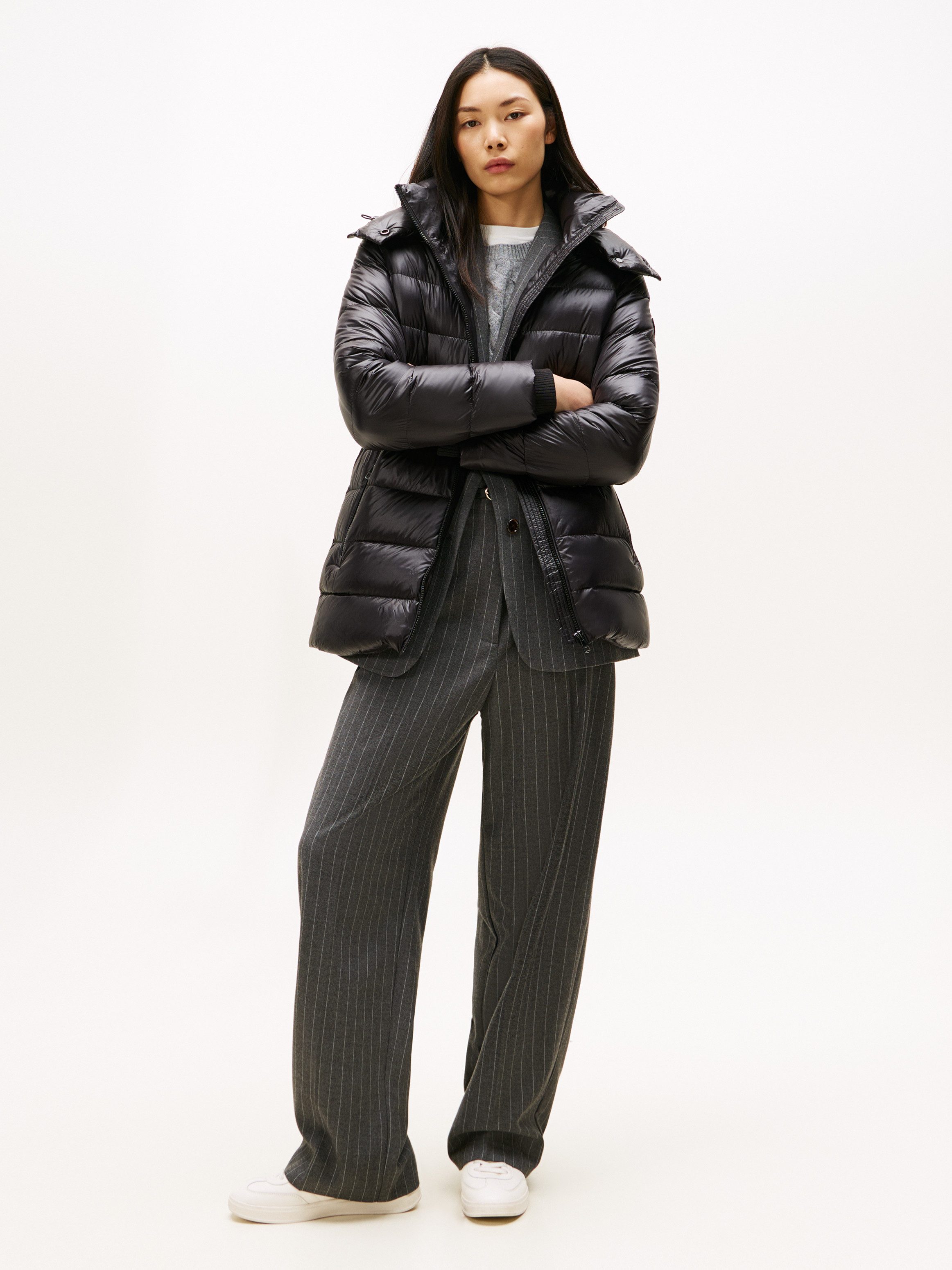 Tommy Hilfiger Steppmantel GLOSS HW DOWN WAIST REG COAT in leicht glänzender Optik