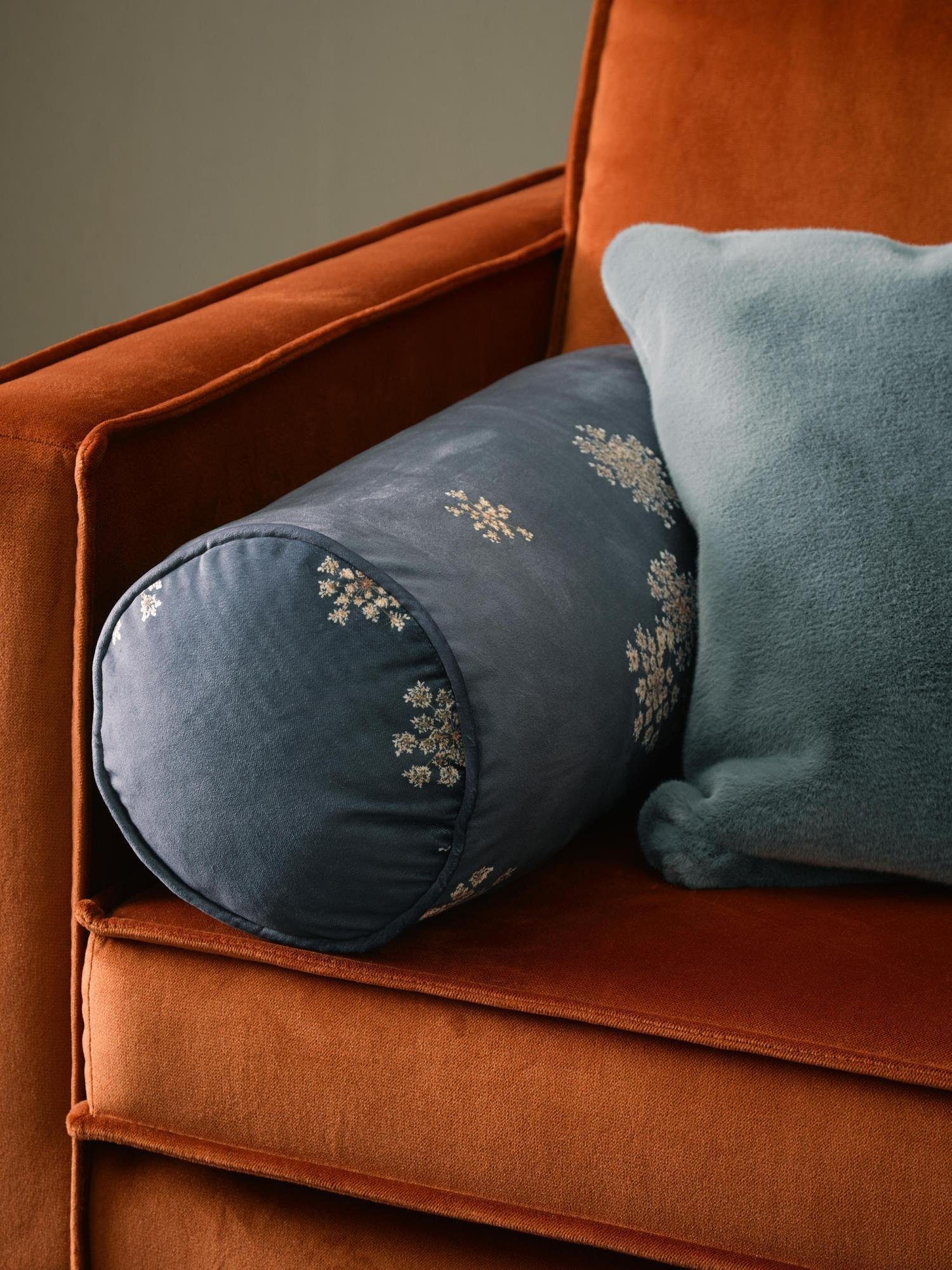 Essenza Dekokissen Lauren, aus weichem Samt mit Blumenprint