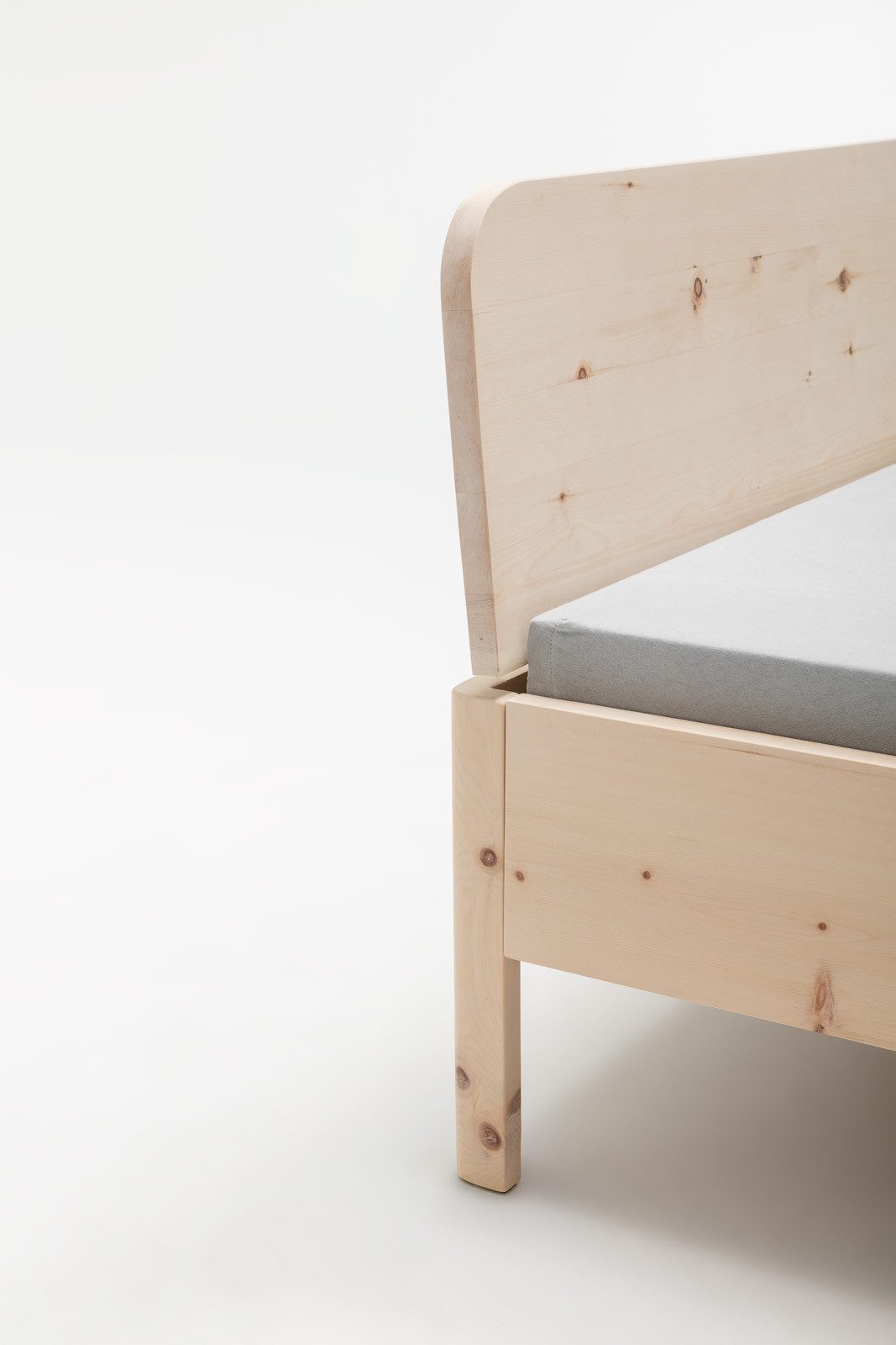 Bettkonzept Massivholzbett Zirben Familienbett Elin, Familienbett