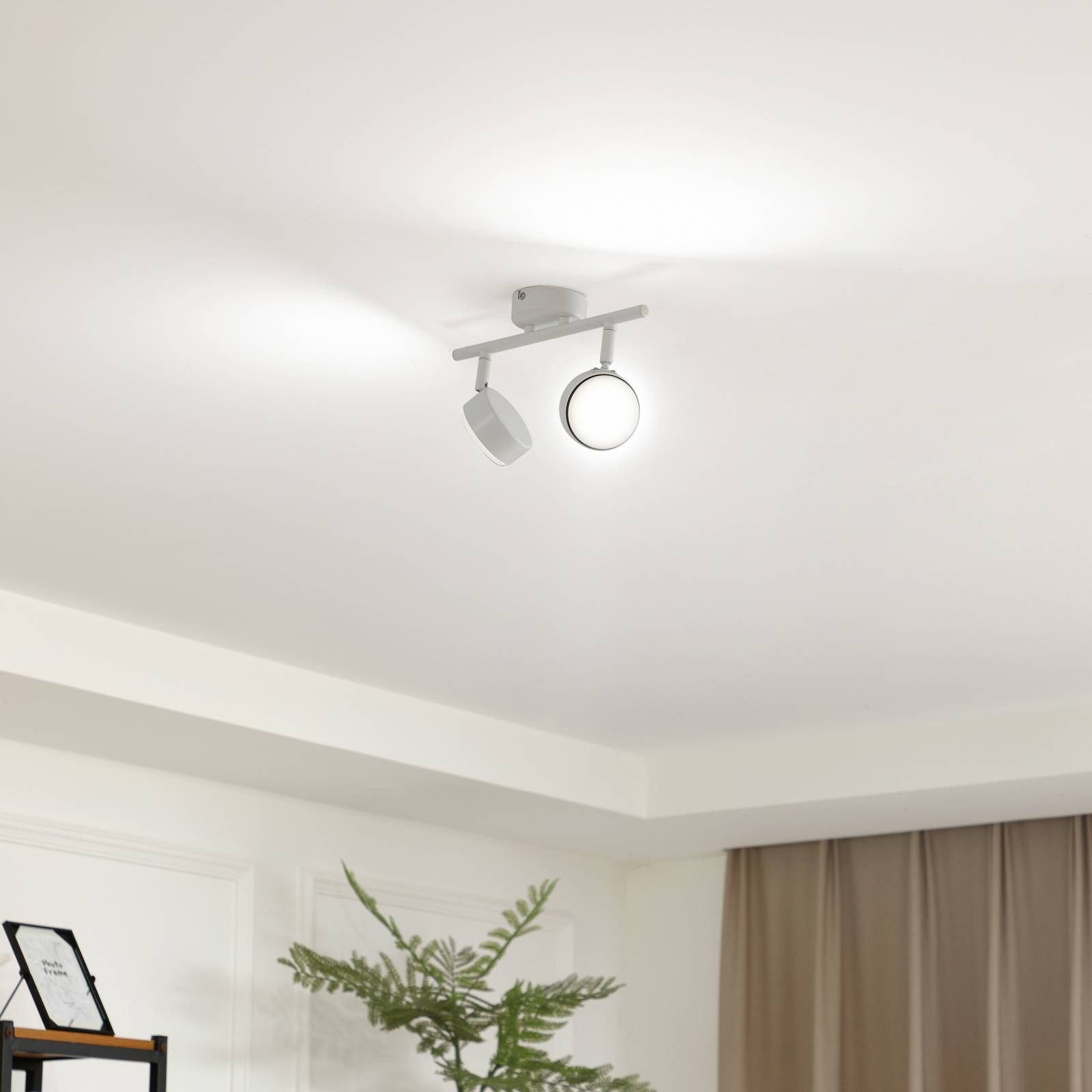 Lindby Deckenstrahler Jyla, Metall, Weiß IP20, 2 x 11 W LED