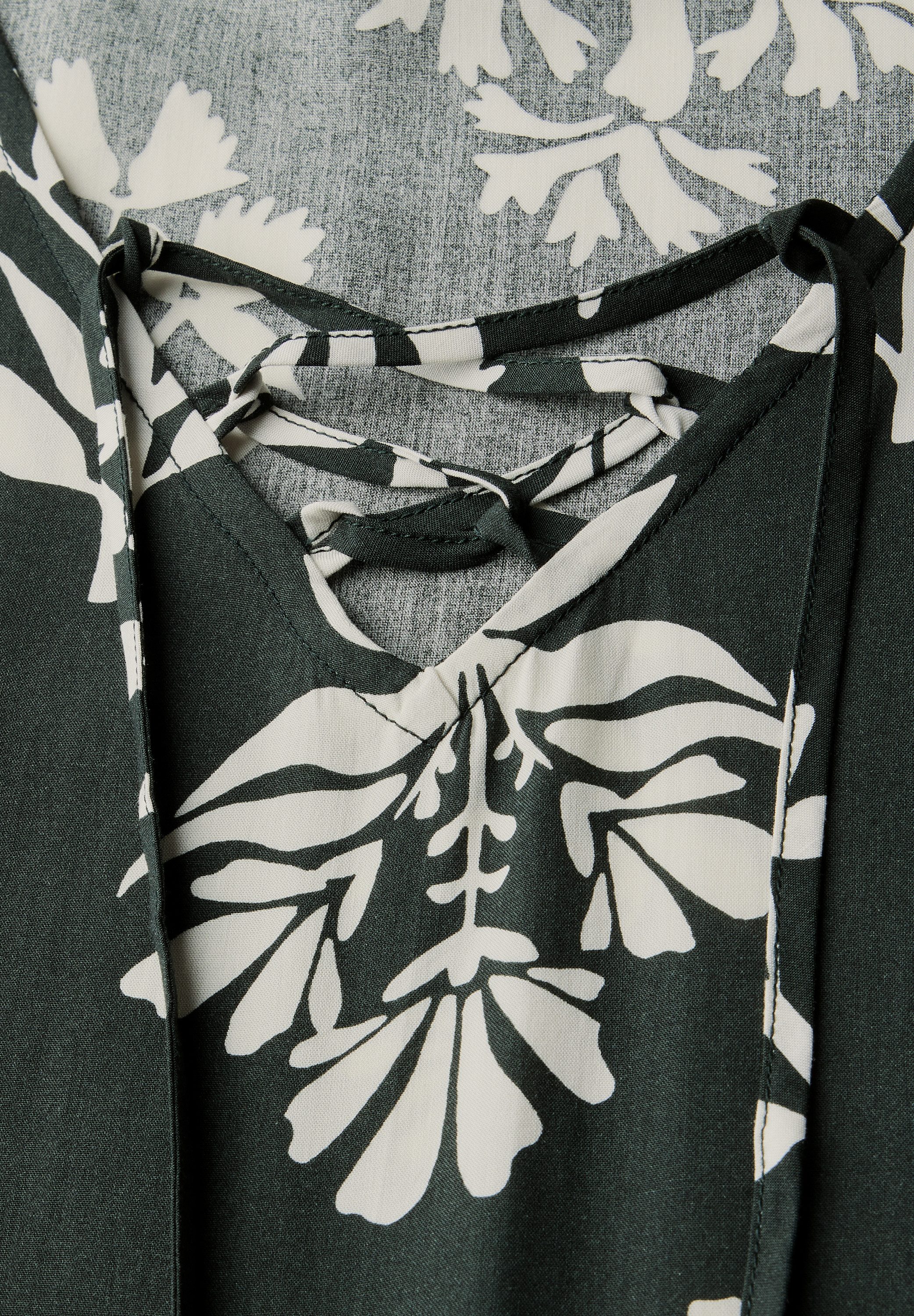 STREET ONE STUDIO Midikleid mit allover Blumenprint