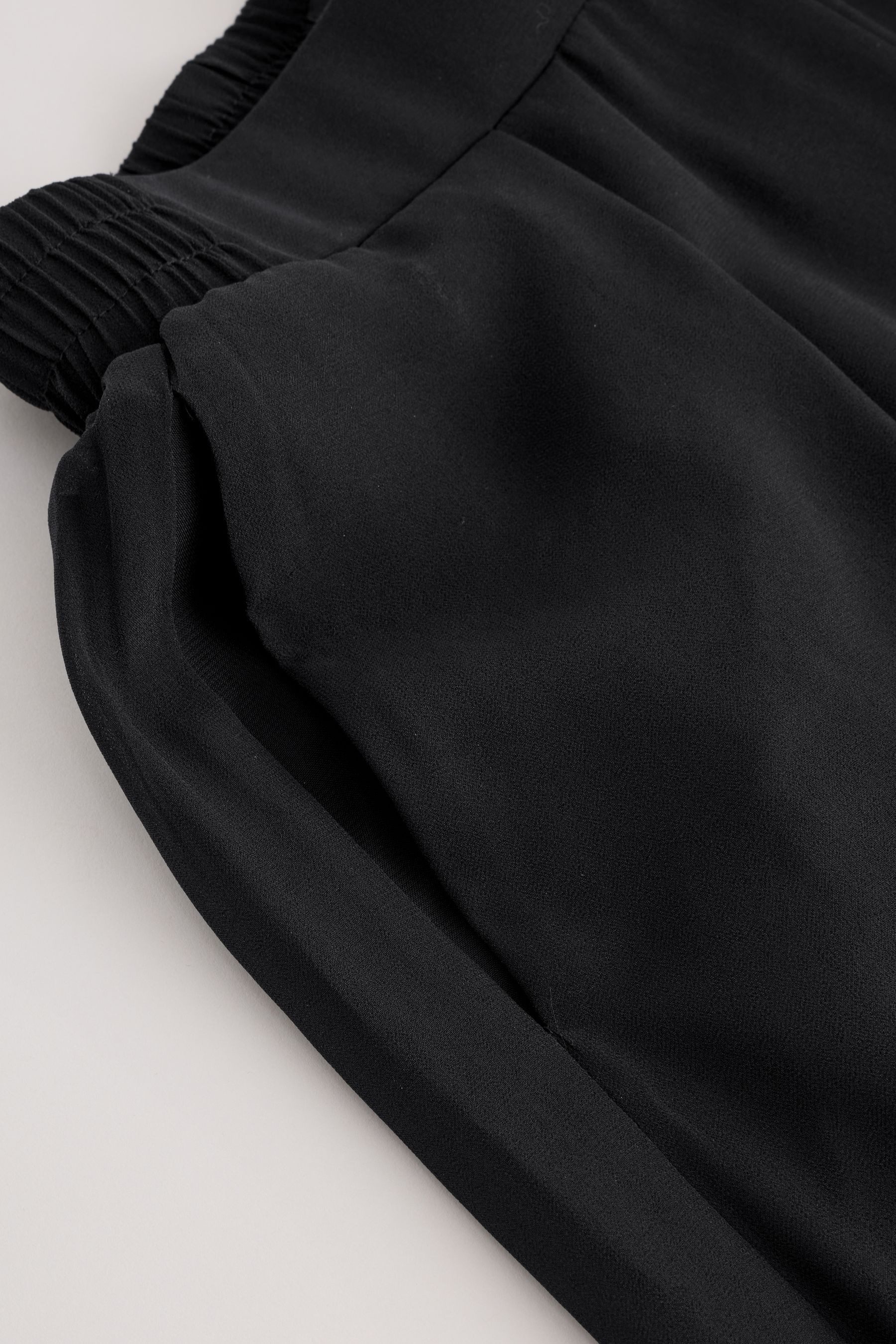 Next Dehnbund-Hose Durchsichtige weite Hose mit Untershorts (1-tlg)
