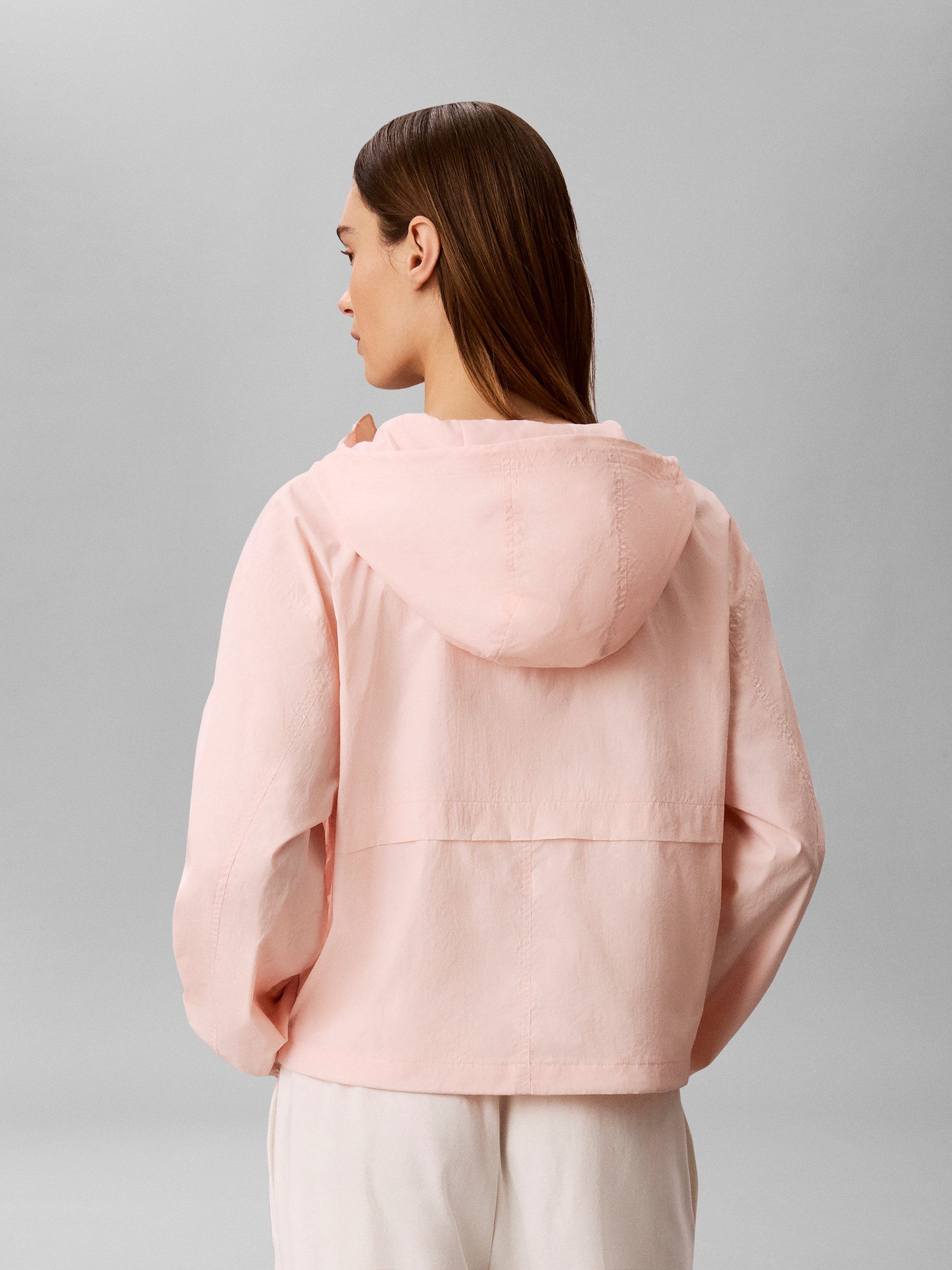 Calvin Klein Jeans Windbreaker Regular fit mit Kapuze – Bild 4 von 5