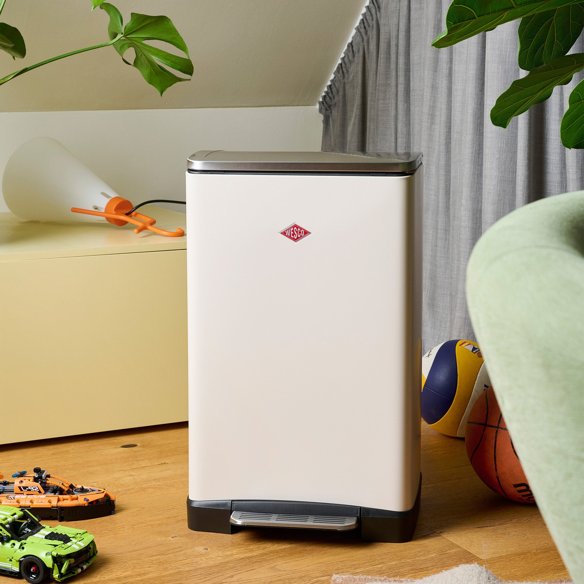 WESCO Mülltrennsystem Big Double Boy Abfallsammler mit Dämpfer, mit Kunststoffeinsatz, Edelstahldeckel mit Arretierung und Fußtritt