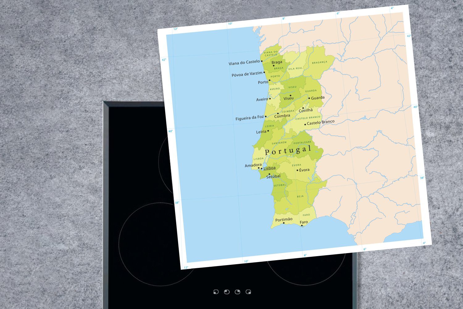 78x78 Vinyl, für MuchoWow Portugal Arbeitsplatte cm, tlg), Ceranfeldabdeckung, küche mit Städten, Grüne (1 Provinzen von und Karte Herdblende-/Abdeckplatte