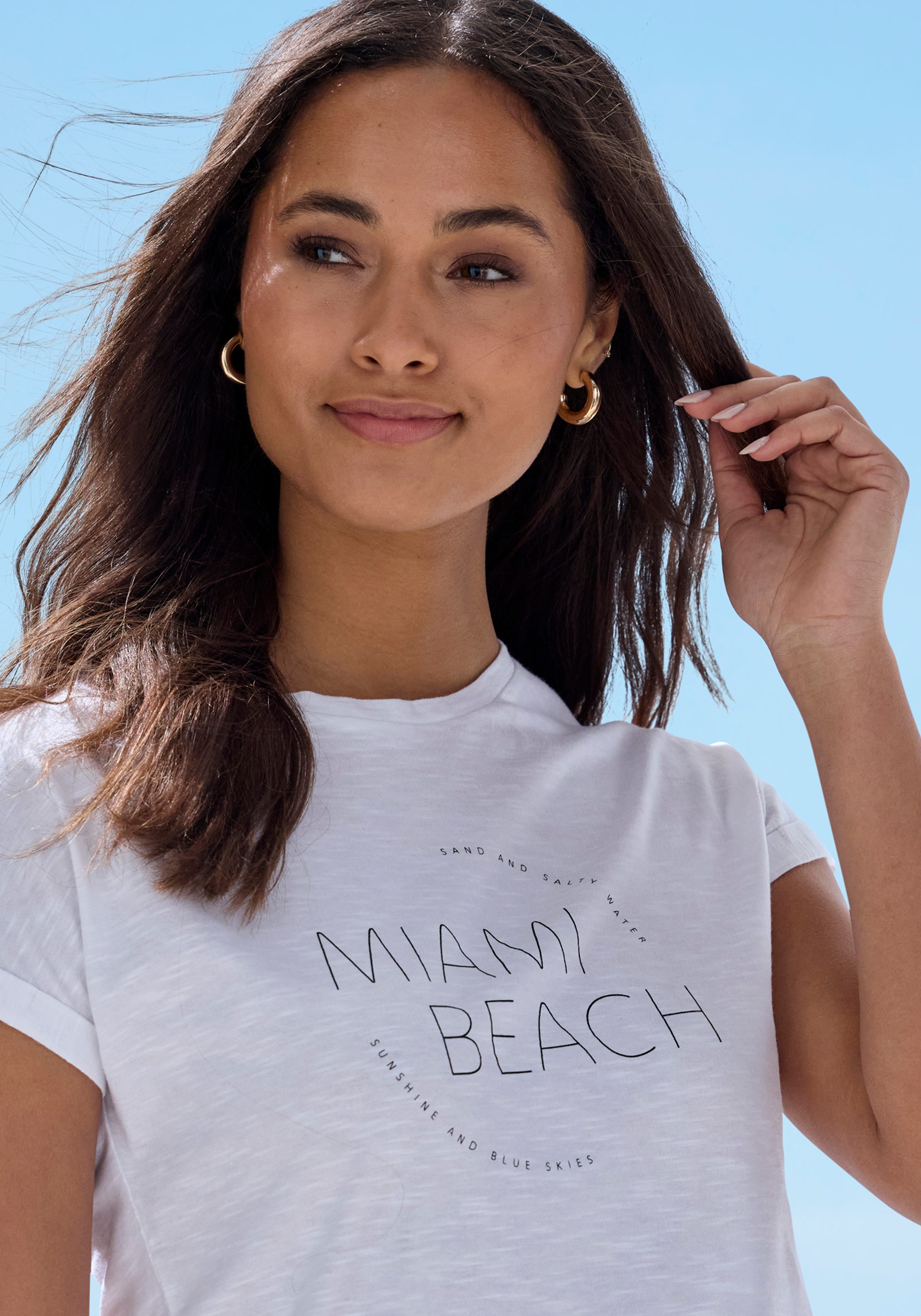 Vivance by Lascana T-Shirt mit modischem Frontprint aus luftiger Baumwoll-Qualität