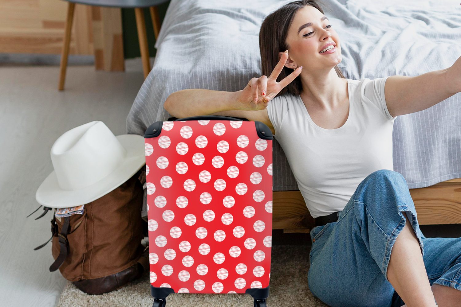 MuchoWow Handgepäckkoffer Polka dots - Muster - Rot - Weiß, 4 Rollen, Reisetasche mit rollen, Handgepäck für Ferien, Trolley, Reisekoffer