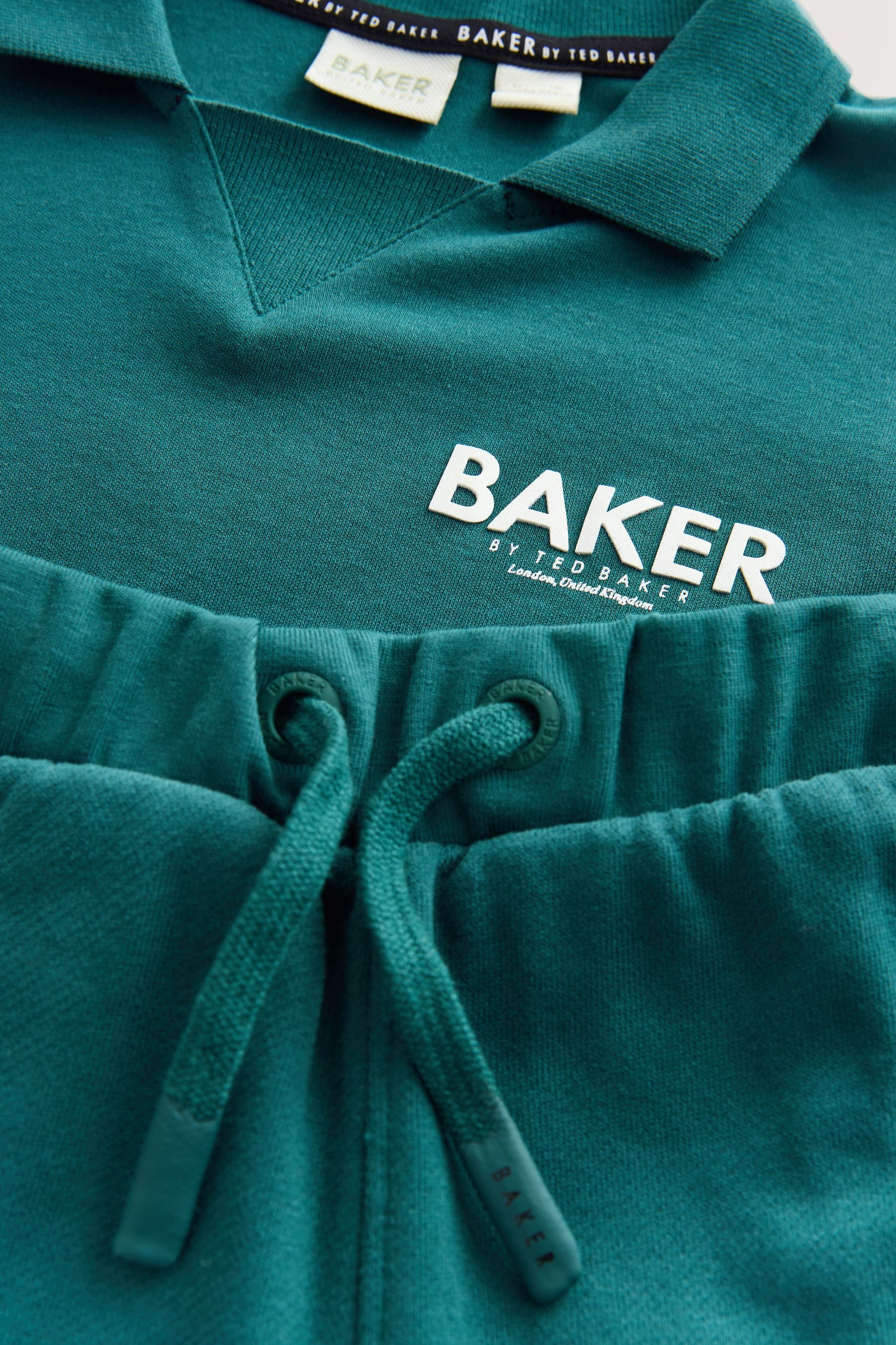 Baker by Ted Baker Shirt & Shorts Baker by Ted Baker Poloshirt und Shorts im Set (2-tlg)
