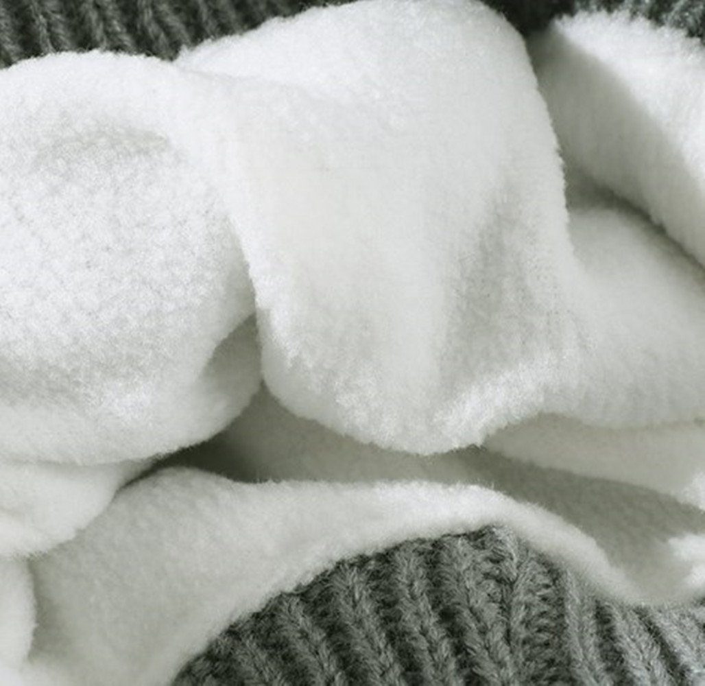 feinlux Thermohandschuhe Filzhut Kinder Wintermütze Handschuhe Set (Set, Strickmütze baby warme Mütze(2 Stück) atmungsaktiv, warm