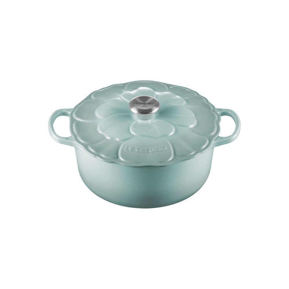 LE CREUSET Bräter LeCreuset Bräter Signature Blume 26cm, Sea Salt, Gußeisen