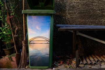 MuchoWow Wandsticker Sydney Harbour Bridge am Abend in Australien (1 St), Mülleimer-aufkleber, Mülltonne, Sticker, Container, Abfalbehälter