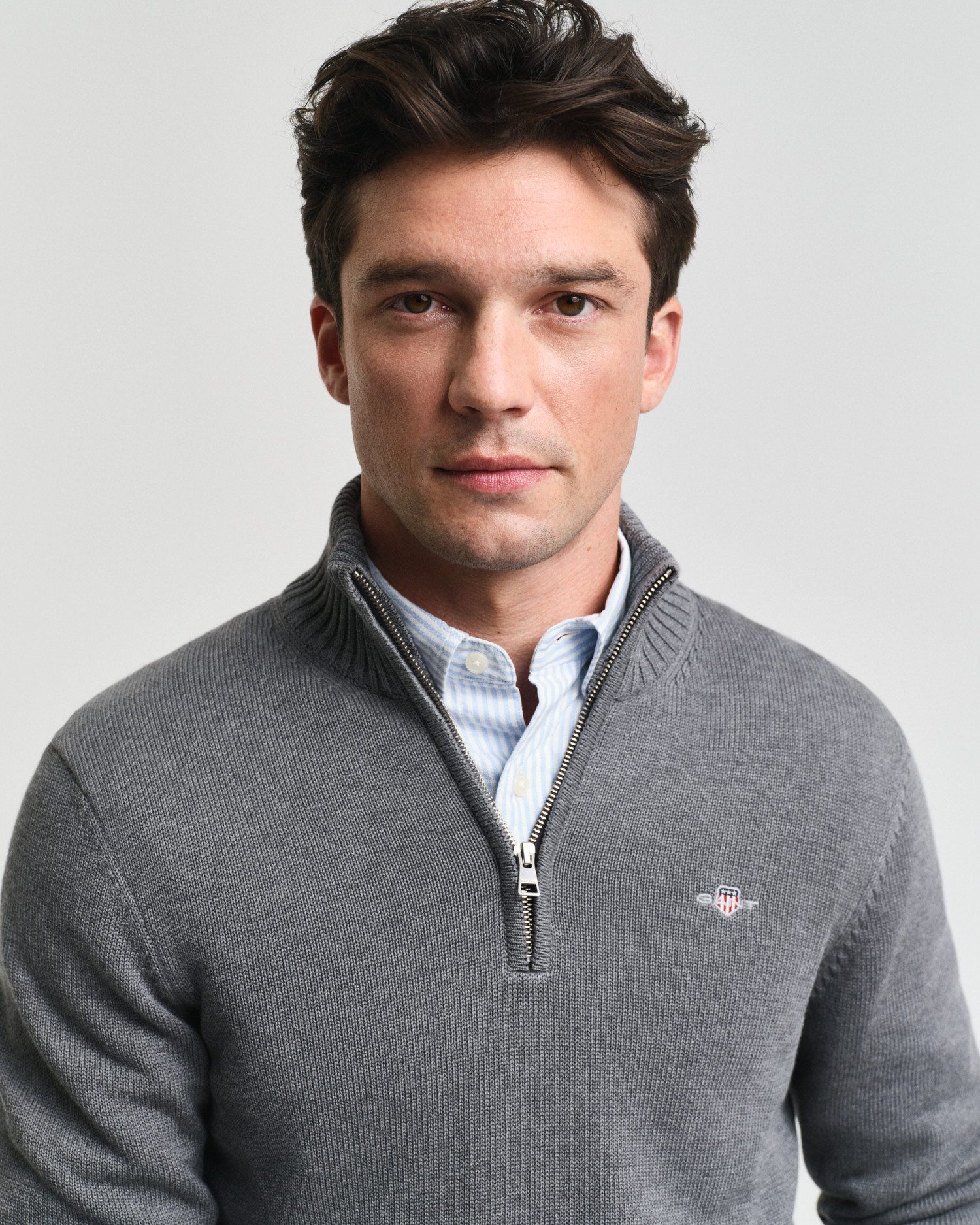 Gant Troyer CASUAL COTTON HALF ZIP mit grafischer Logostickerei auf der Brust