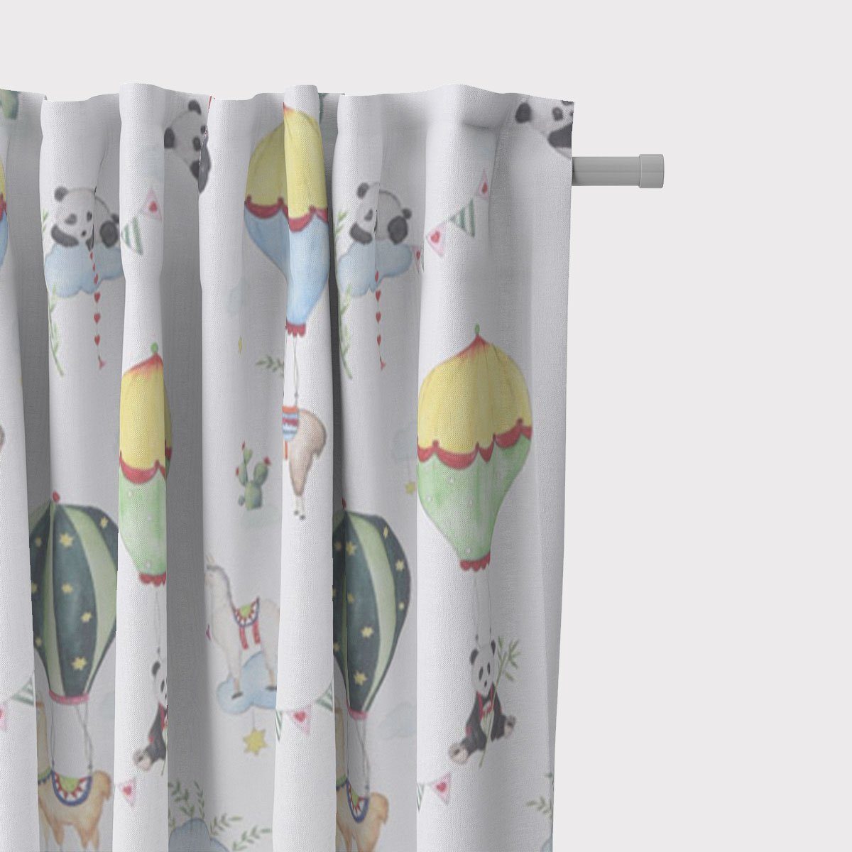 SCHÖNER LEBEN. Vorhang SCHÖNER LEBEN. Vorhang Lamarama Lamas, Pandas und Heißluftballons 245c, Smokband, blickdicht, handmade