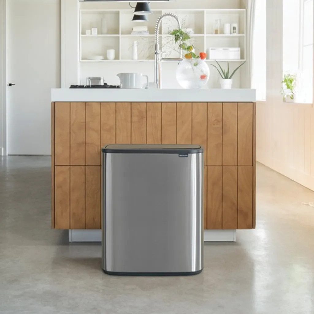 Brabantia Mülleimer Bo Touch Bin 2x30l mit zwei Kunststoffeinsätzen Mattstahl, 10 Jahre Herstellergarantie
