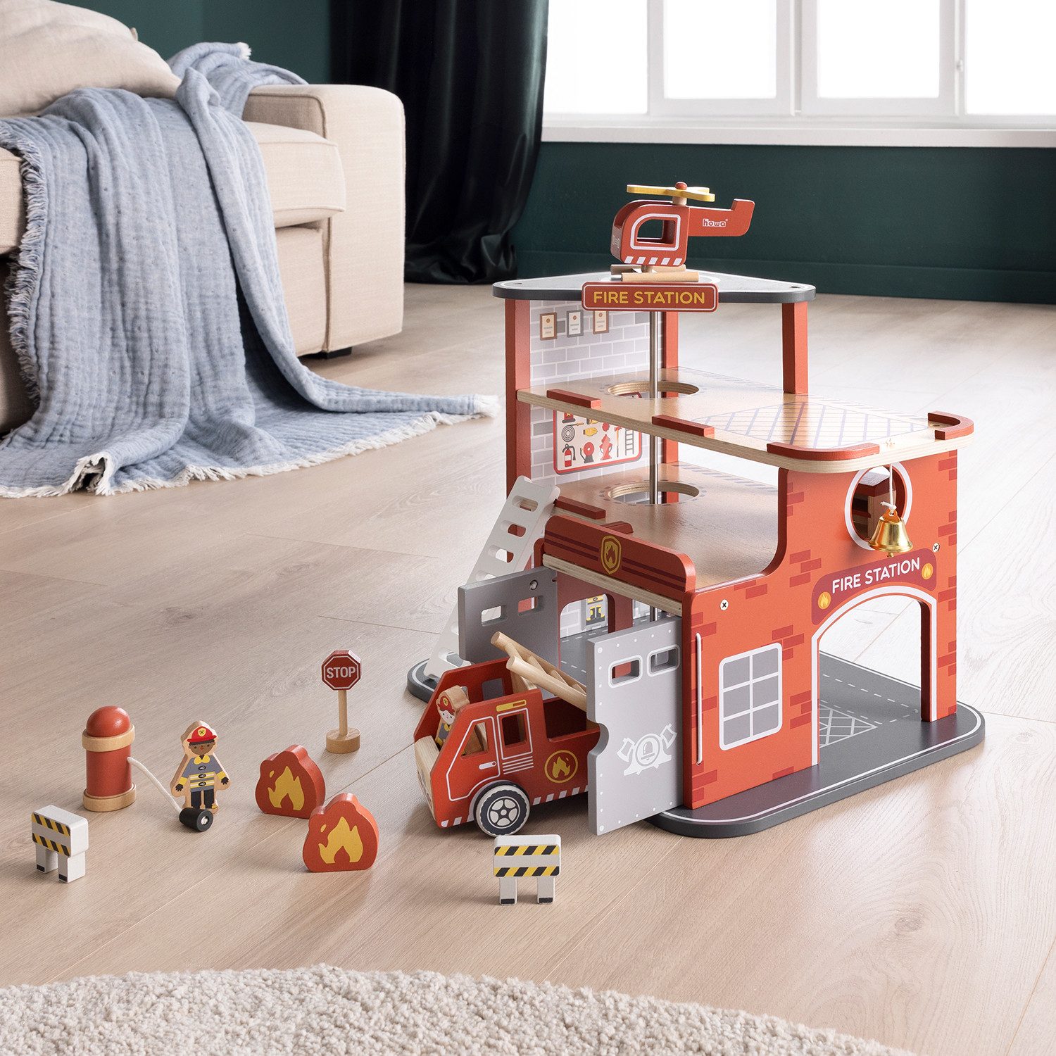 howa Spielzeug-Feuerwehr, Spielzeug Feuerwache Holz mit Feuerwehrauto, Hubschrauber & Zubehör