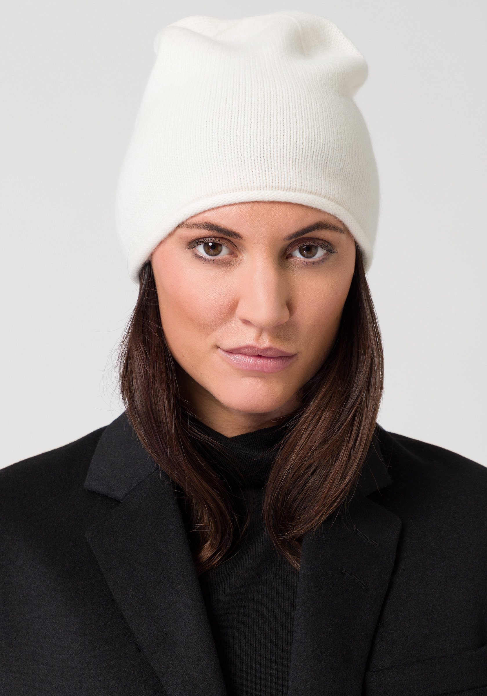 Style & Republic Beanie Style Republic Kaschmir Mütze Rolled Edge modischer Rollsaum Cream