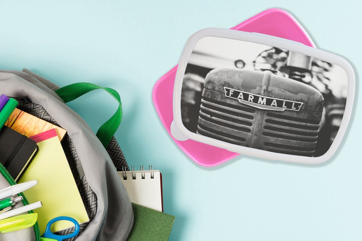 Kunststoff, Erwachsene, Kinder, Kunststoff Brotbox - MuchoWow Brotdose rosa Traktor Mädchen, (2-tlg), Weiß, Lunchbox Snackbox, für Schwarz -