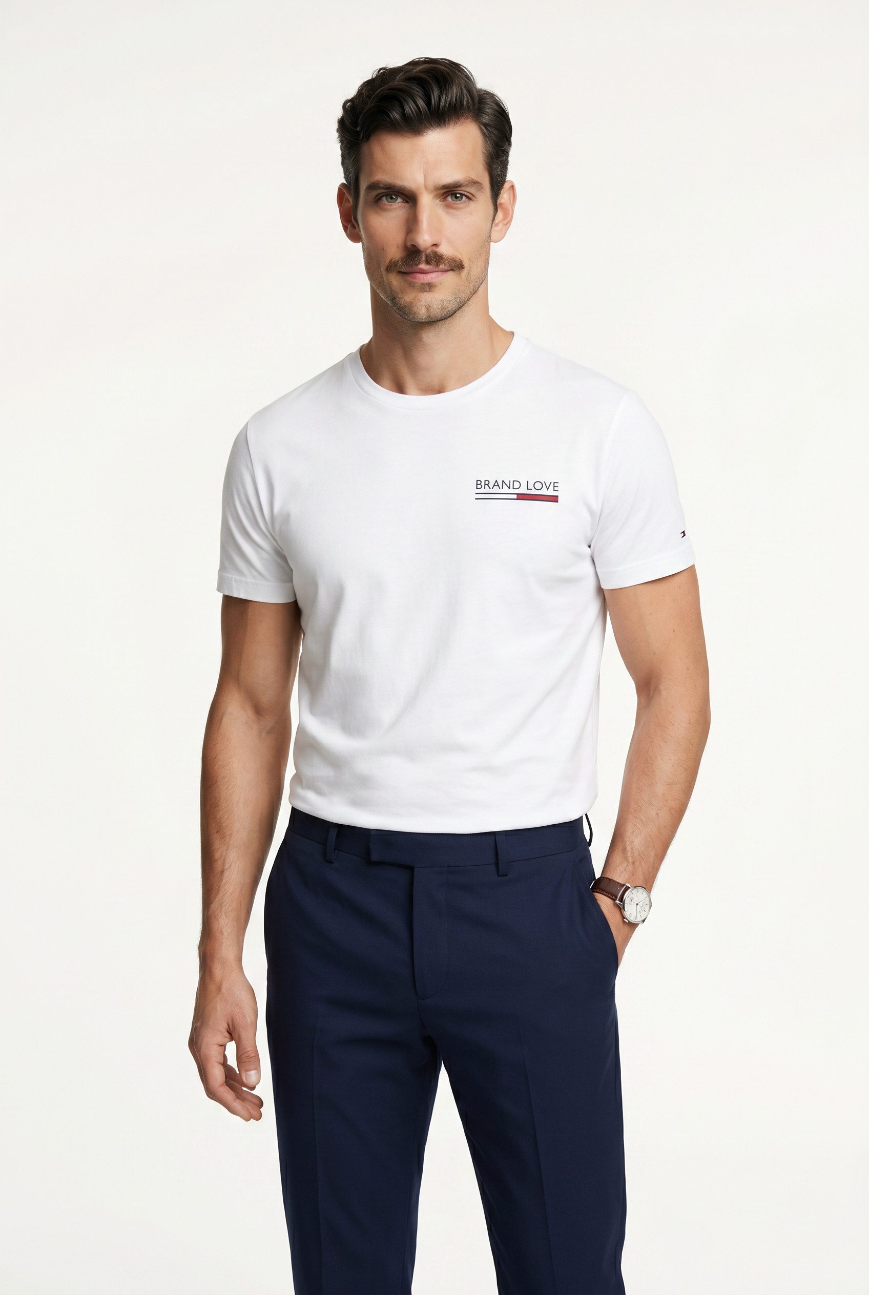 Tommy Hilfiger T-Shirt BRAND LOVE LEFT CHEST RWB TEE regular fit, Rundhals