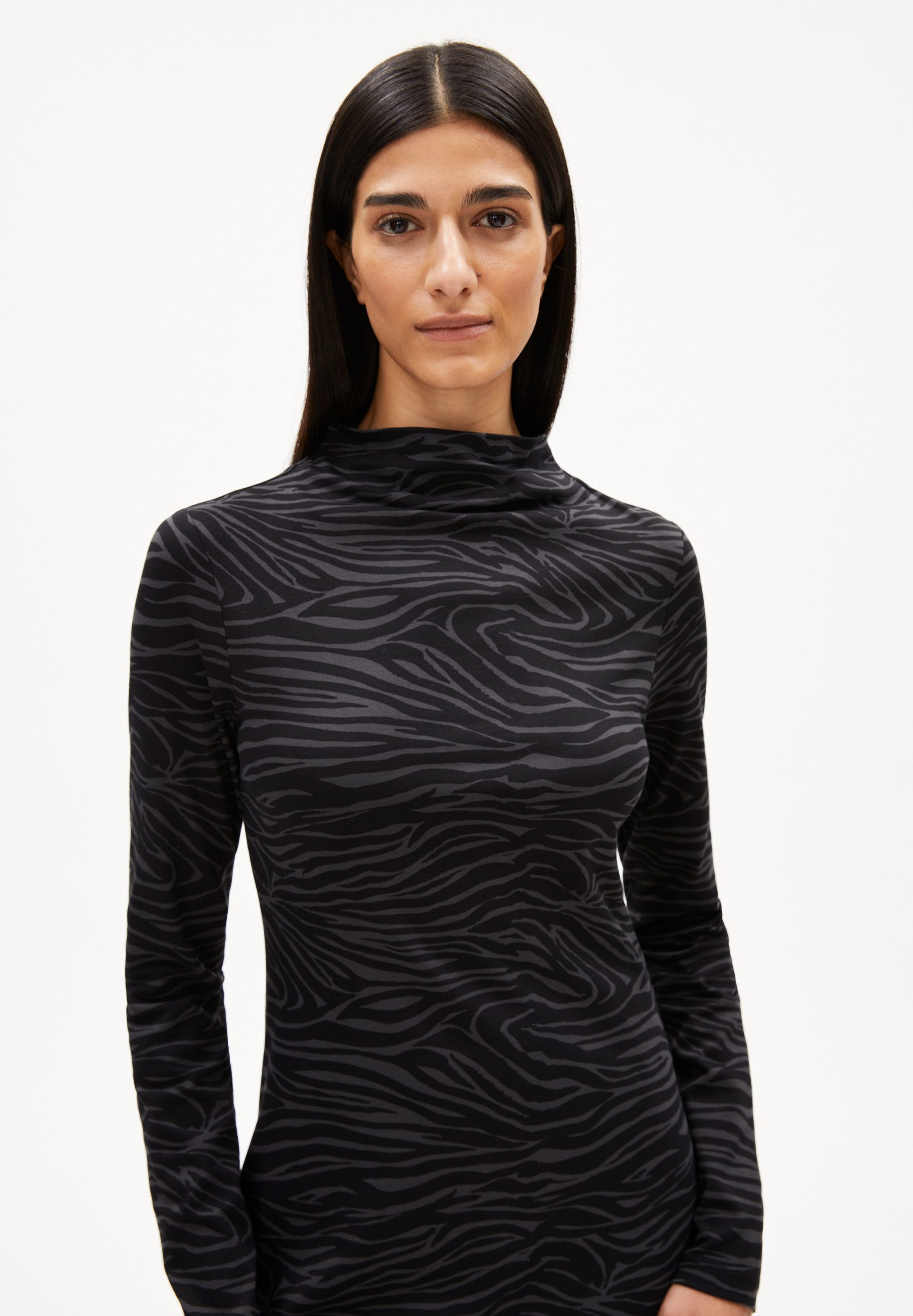 Armedangels Jerseykleid DAILIMAA ZEBRARAA Jerseykleid aus Bio-Baumwoll Mix (Slim Fit) Bio-Baumwoll Mix
