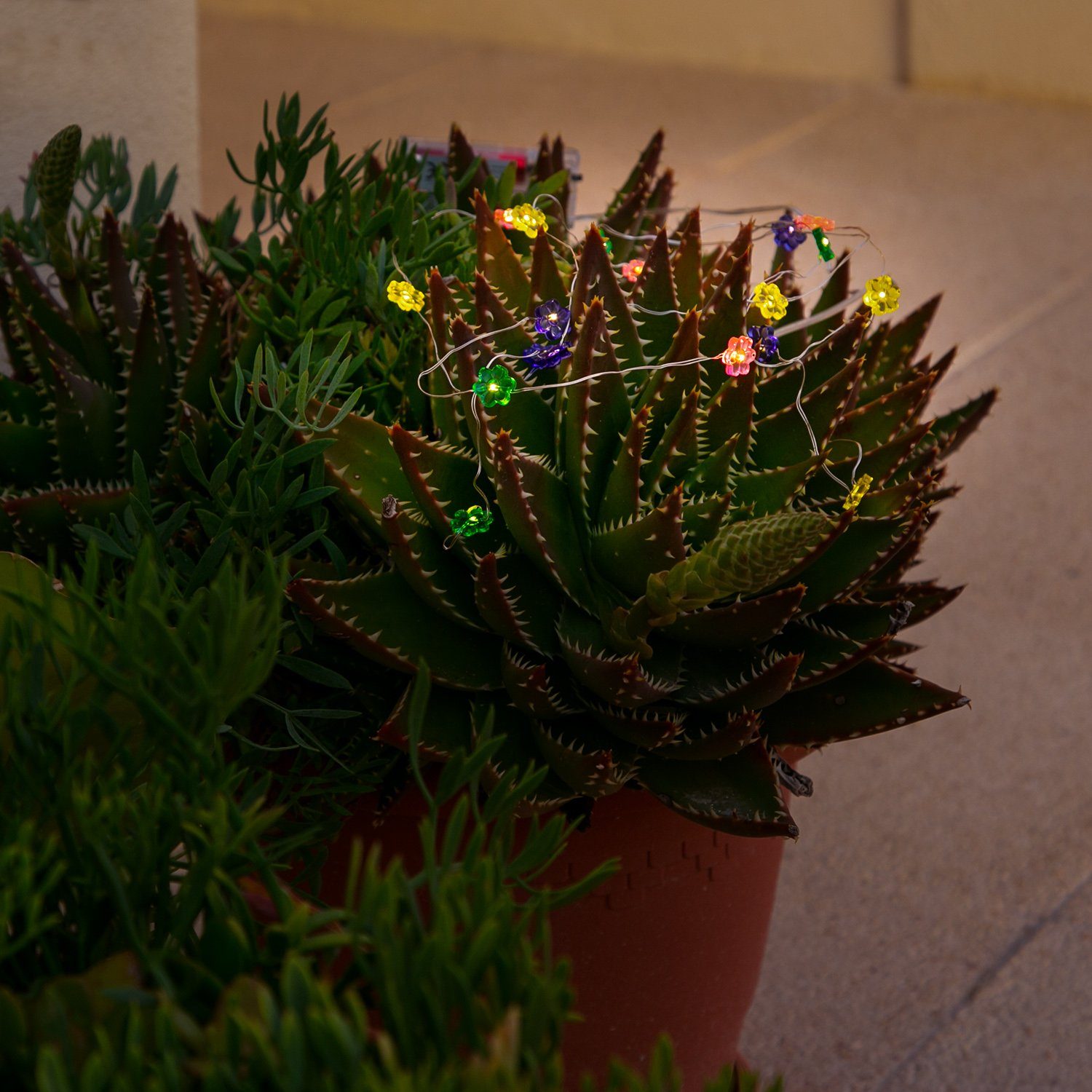 MARELIDA LED-Lichterkette LED Draht Lichterkette Blumen 20 LED 1,9m Batteriebetrieb bunt, 20-flammig