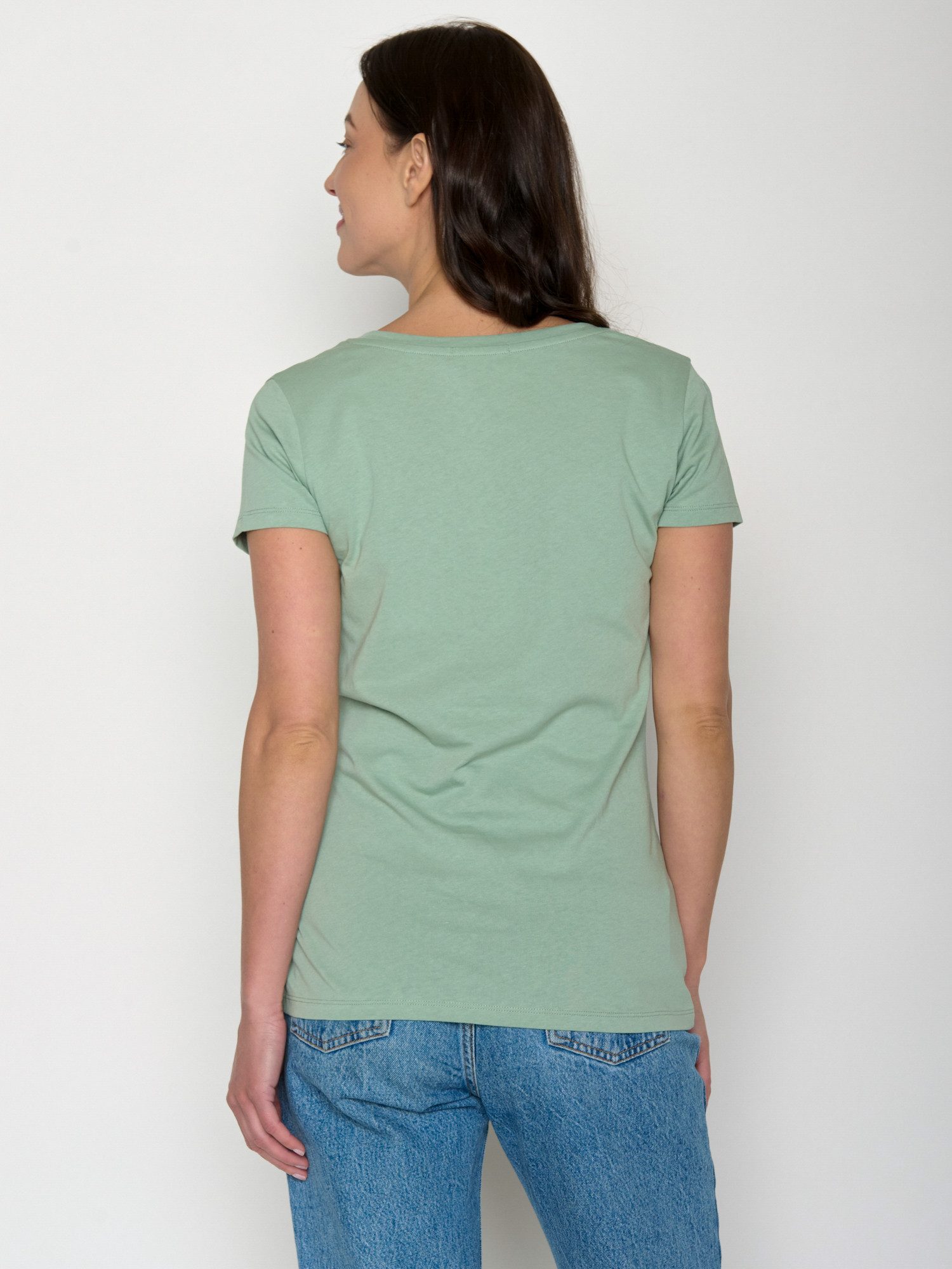 GreenBomb T-Shirt Loves Basic Motiv Basic (1-tlg., 1) figurbetont, leicht tailliert, klassische Kurzärmel