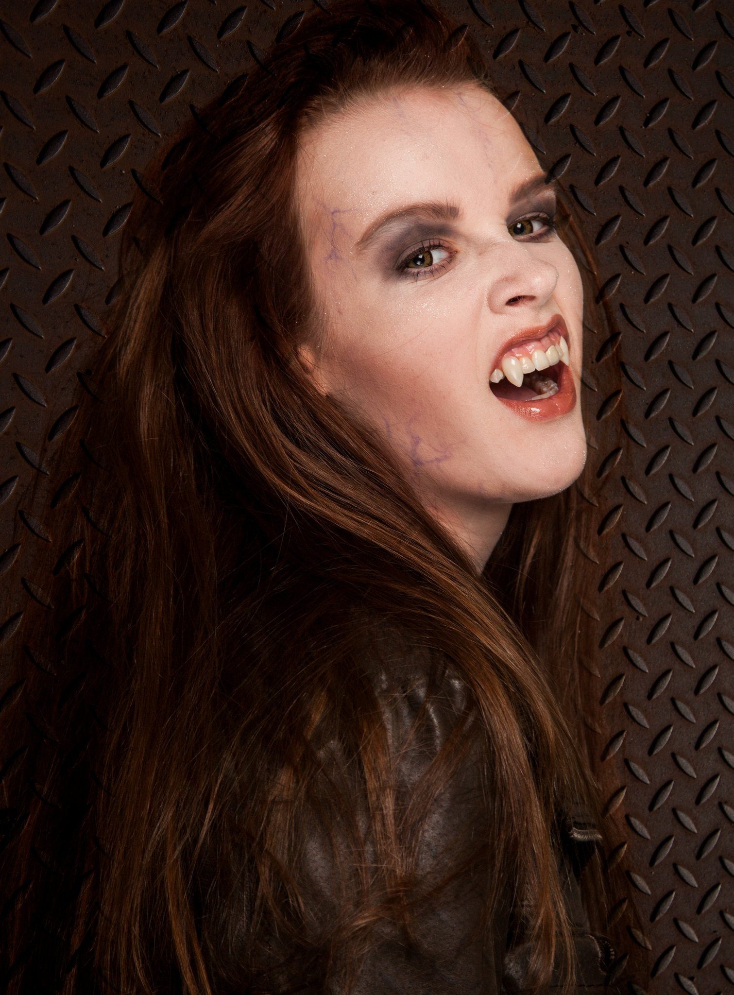 Maskworld Theaterschminke Make-up Set Teen Vampir, Halloween Schminkset mit perfekt abgestimmten Komponenten