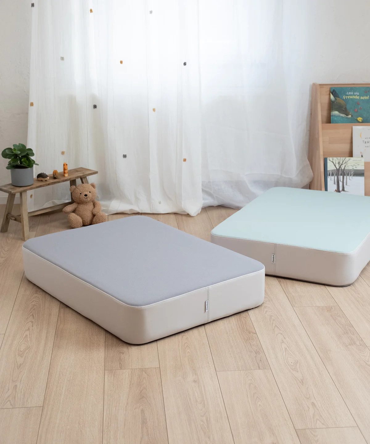 Ehrenkind Weichbodenmatte Hüpfpolster Sprungpolster 97 × 70 × 17 cm (Turnmatte Kinder, Ab 3 Jahren, Bis 40kg), Hüpfmatratze sicher & robust
