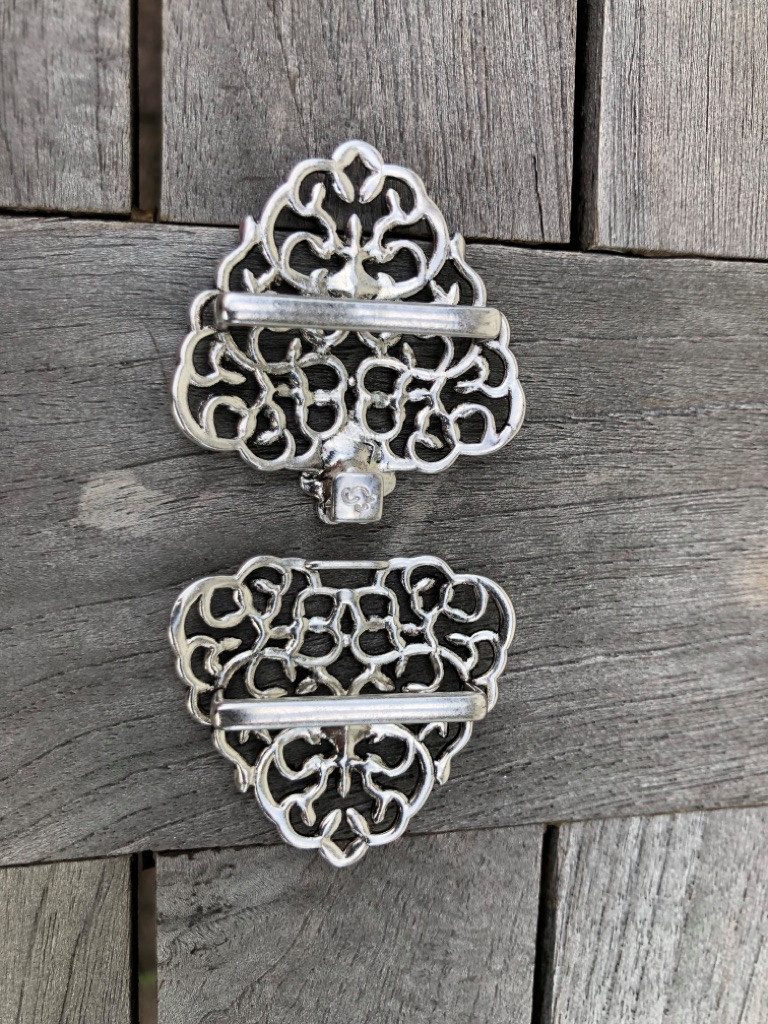 Hartmann-Knöpfe Gürtelschnalle blumige Dirndl Schürzenschliesse