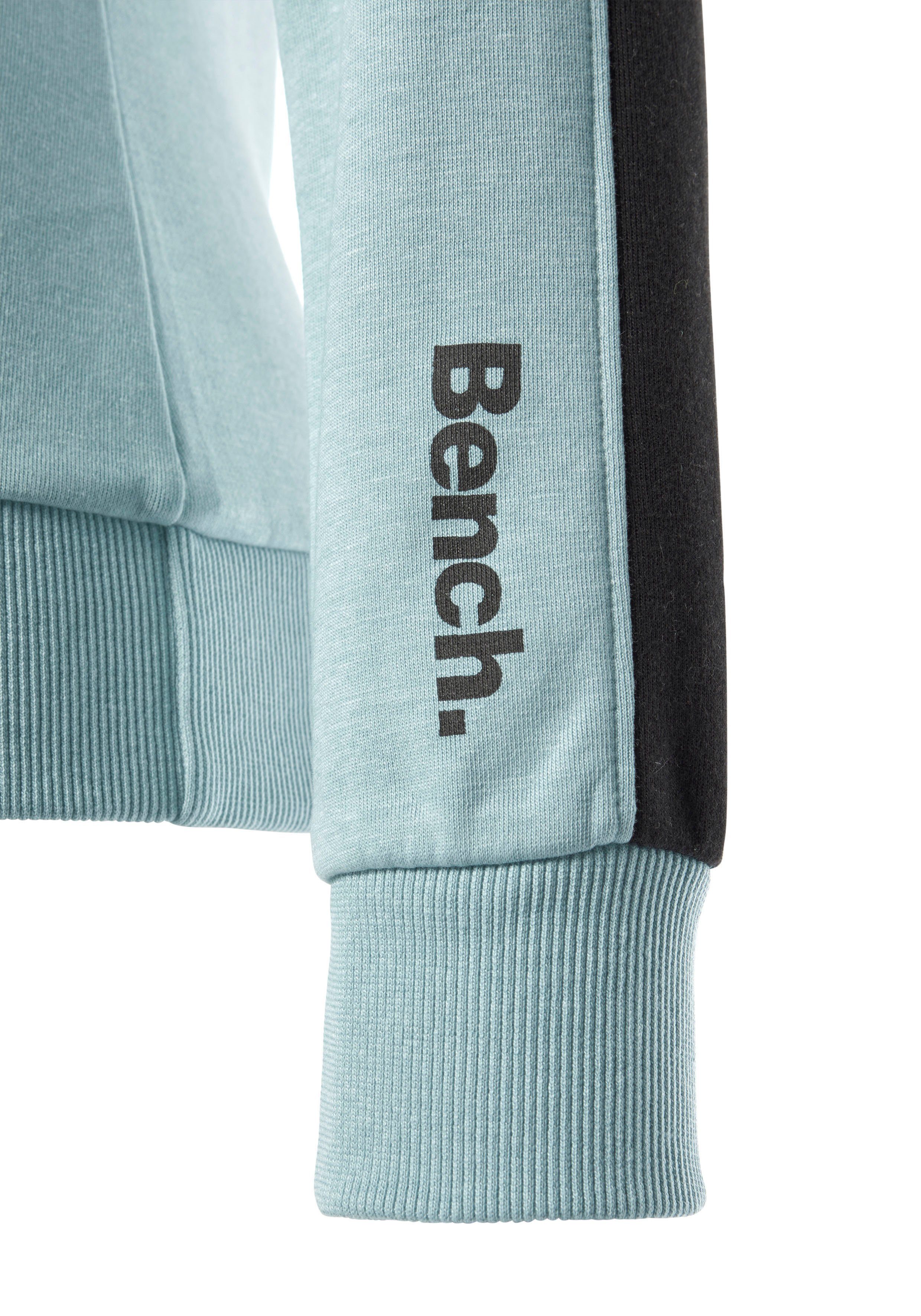 Bench. Loungewear Kapuzensweatshirt mit Seitenstreifen und Kängurutasche, Loungewear