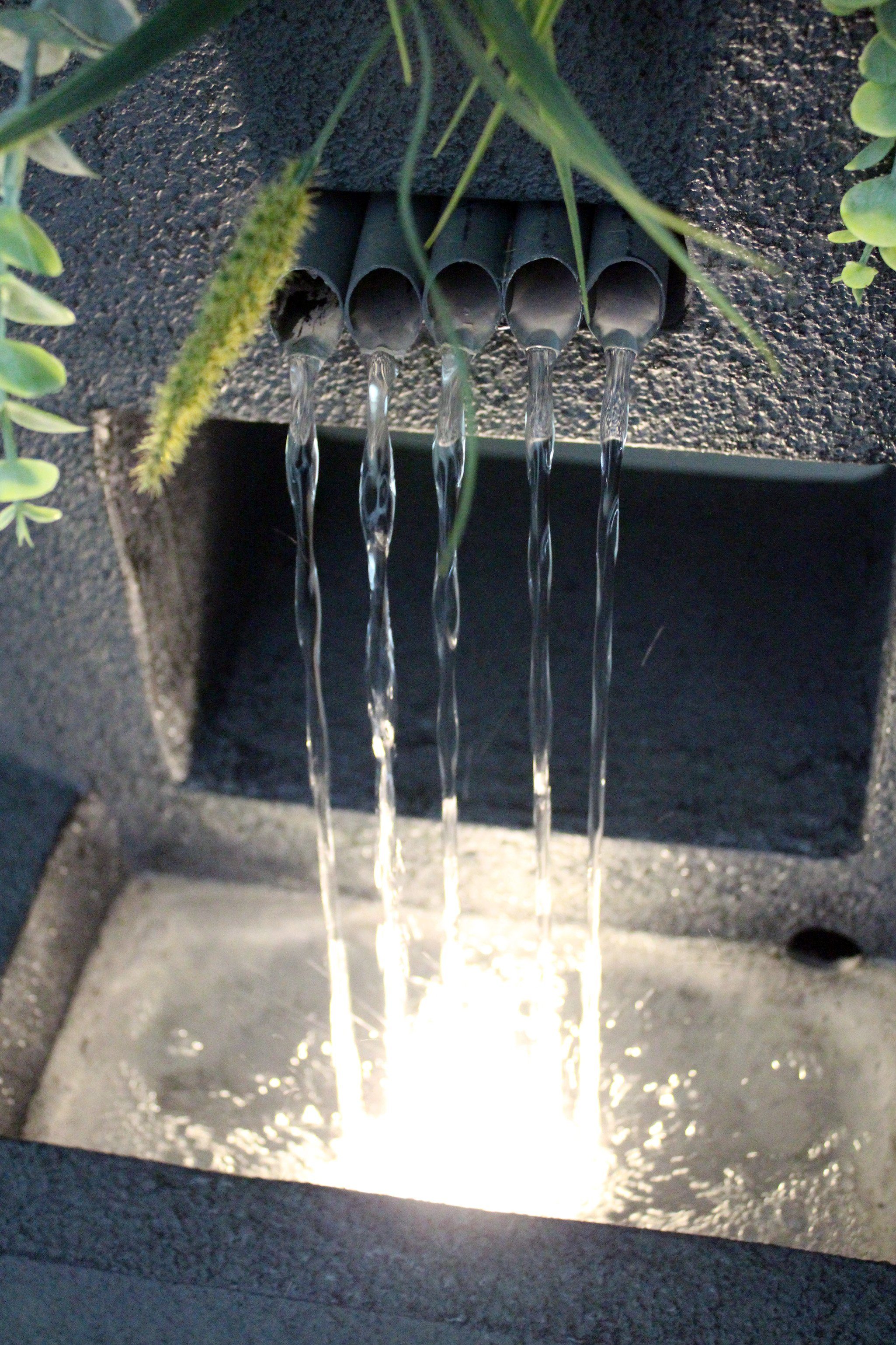 Komplett-Set bepflanzbar mit Springbrunnen Arnusa LED, Gartenbrunnen 57x35x45 Betonoptik Beleuchtung cm, LED