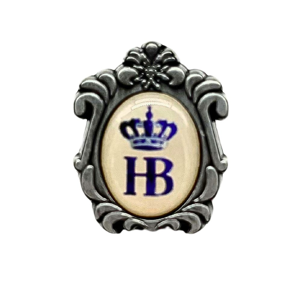 Hofbräuhaus München Anstecknadel Pin Antik – Sammler Ansteckpin im Vintage-Design, ca. 2,2 × 2,8 cm, aus Metall im Antik-Design / Vintage-Design