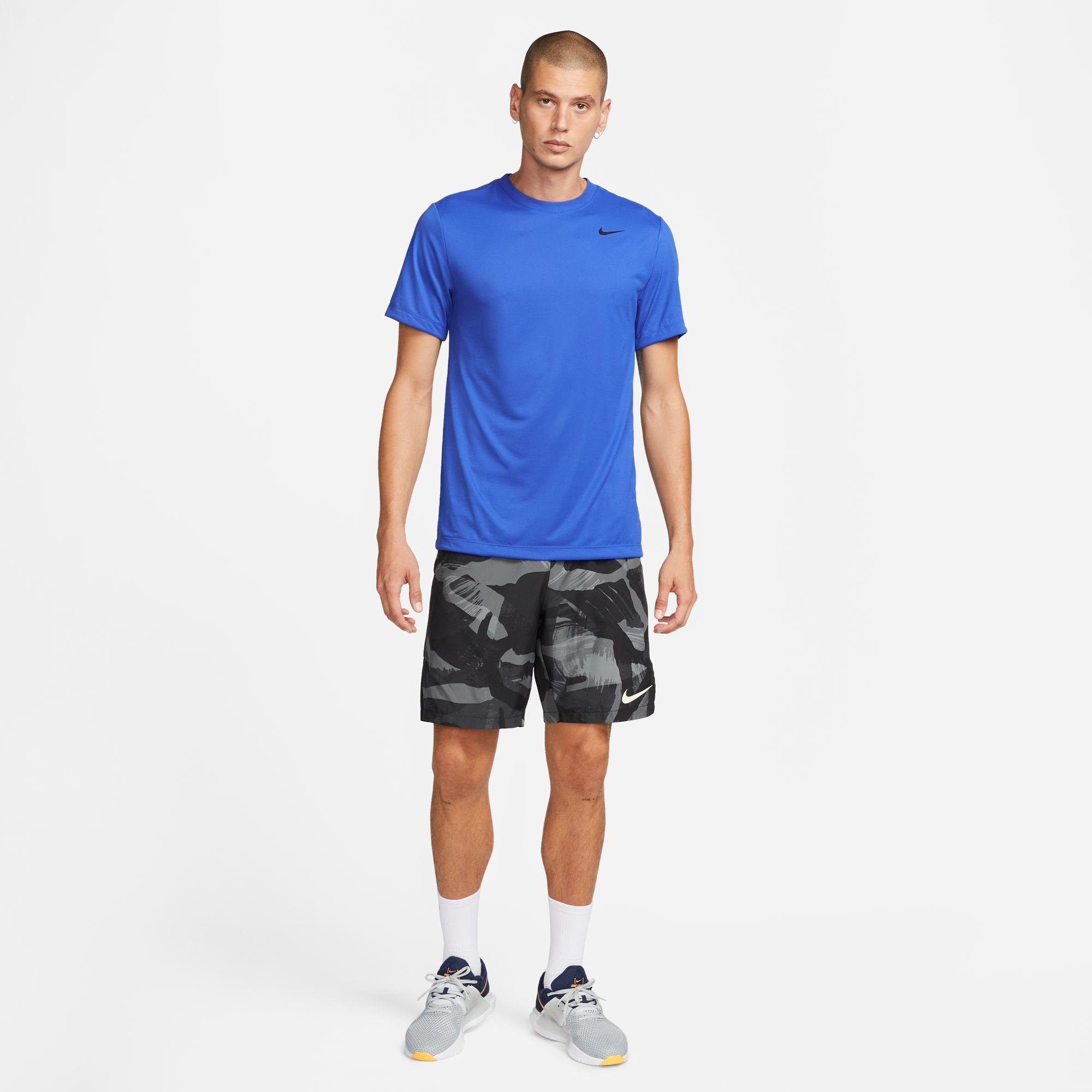 FITNESS MEN'S T-SHIRT LEGEND DRI-FIT blau Nike Trainingsshirt