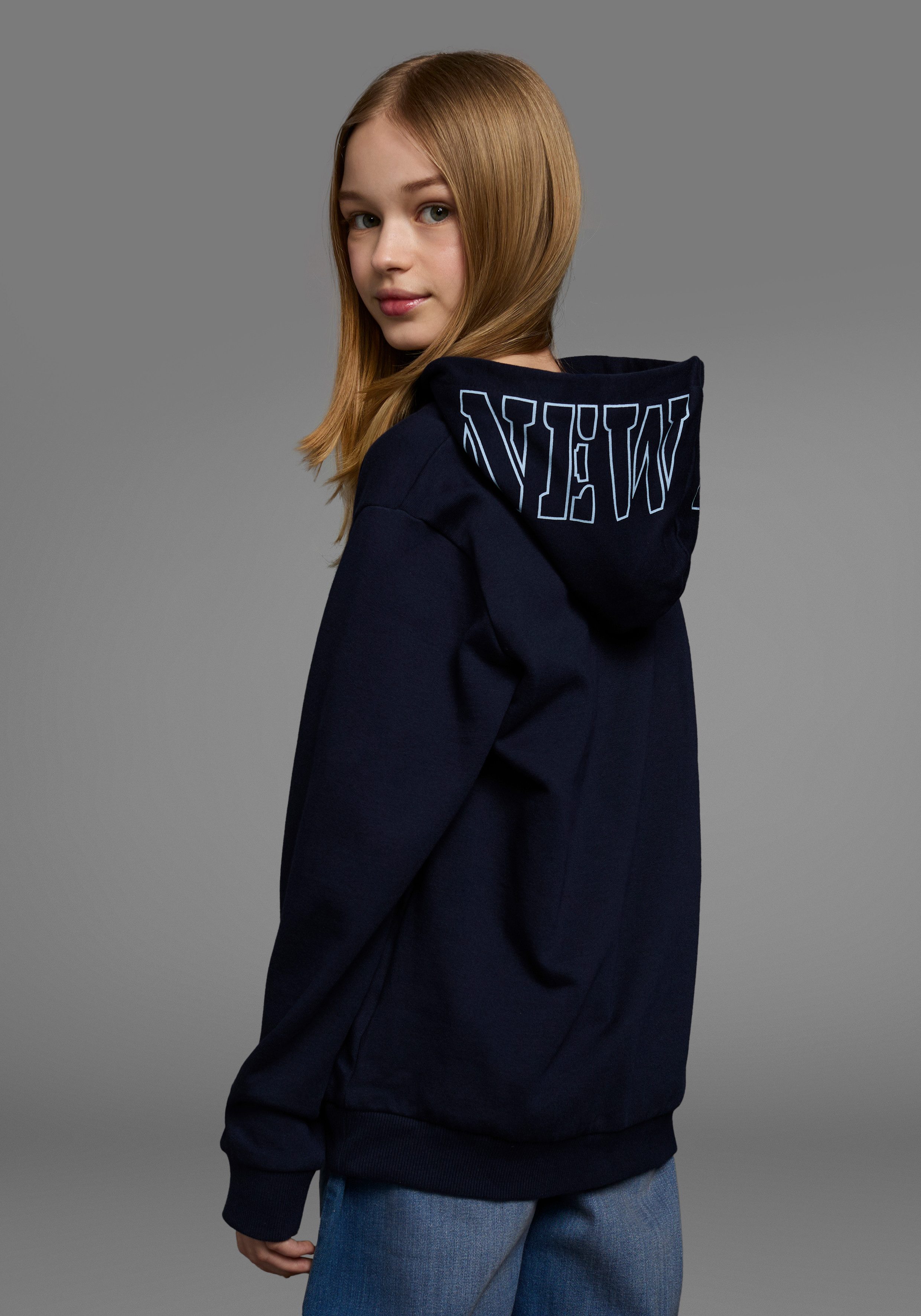 KIDSWORLD Kapuzensweatshirt, Hoodie mit Print auf der Kapuze Langarm, weite Passform, stylischer Druck, Basic-Stil