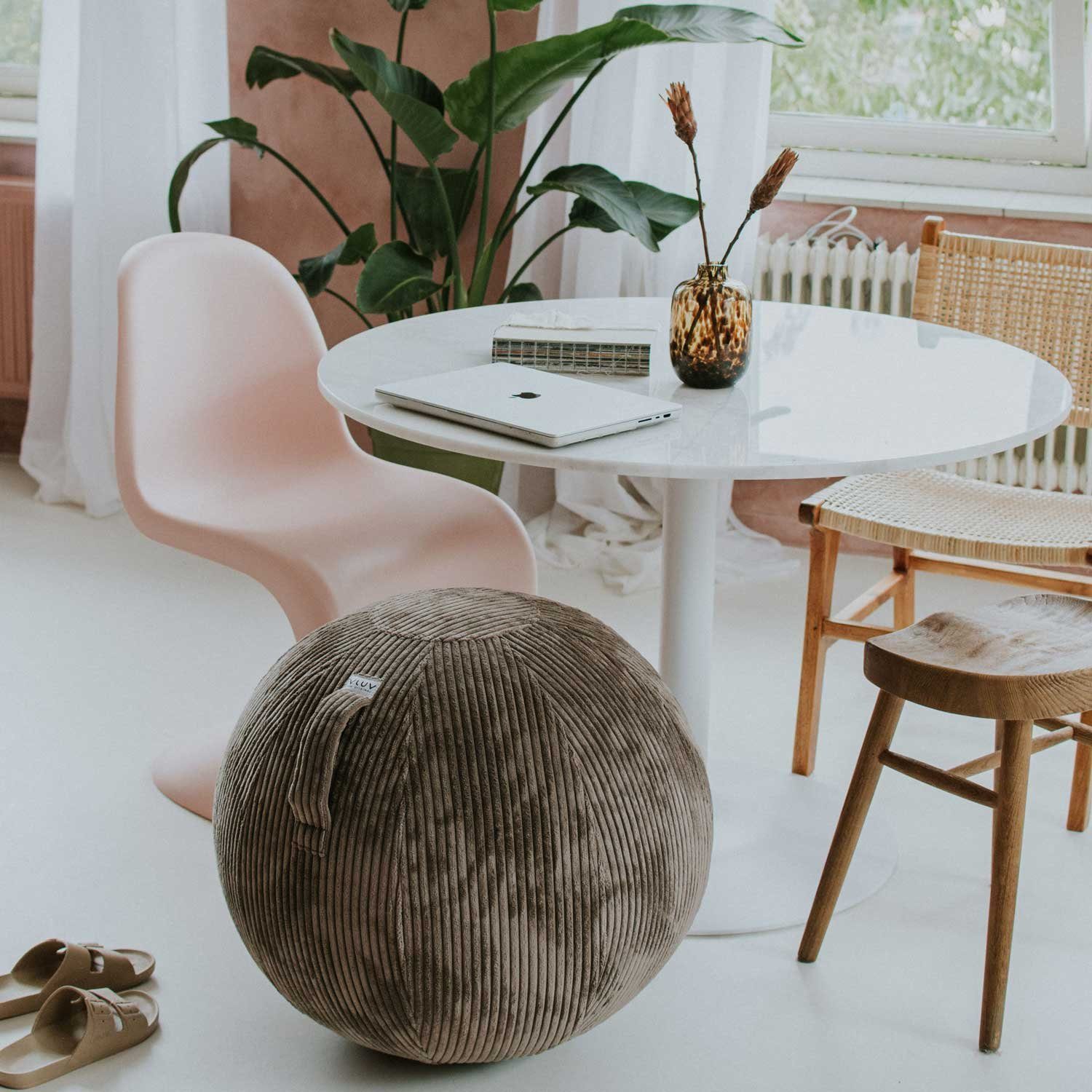 VLUV Stuhl Sitzball Vlip 60-65 cm nougat Breitcord