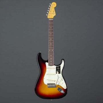 Fender E-Gitarre, American Vintage II 1961 Stratocaster RW 3-Color Sunburst - E-Gitarr