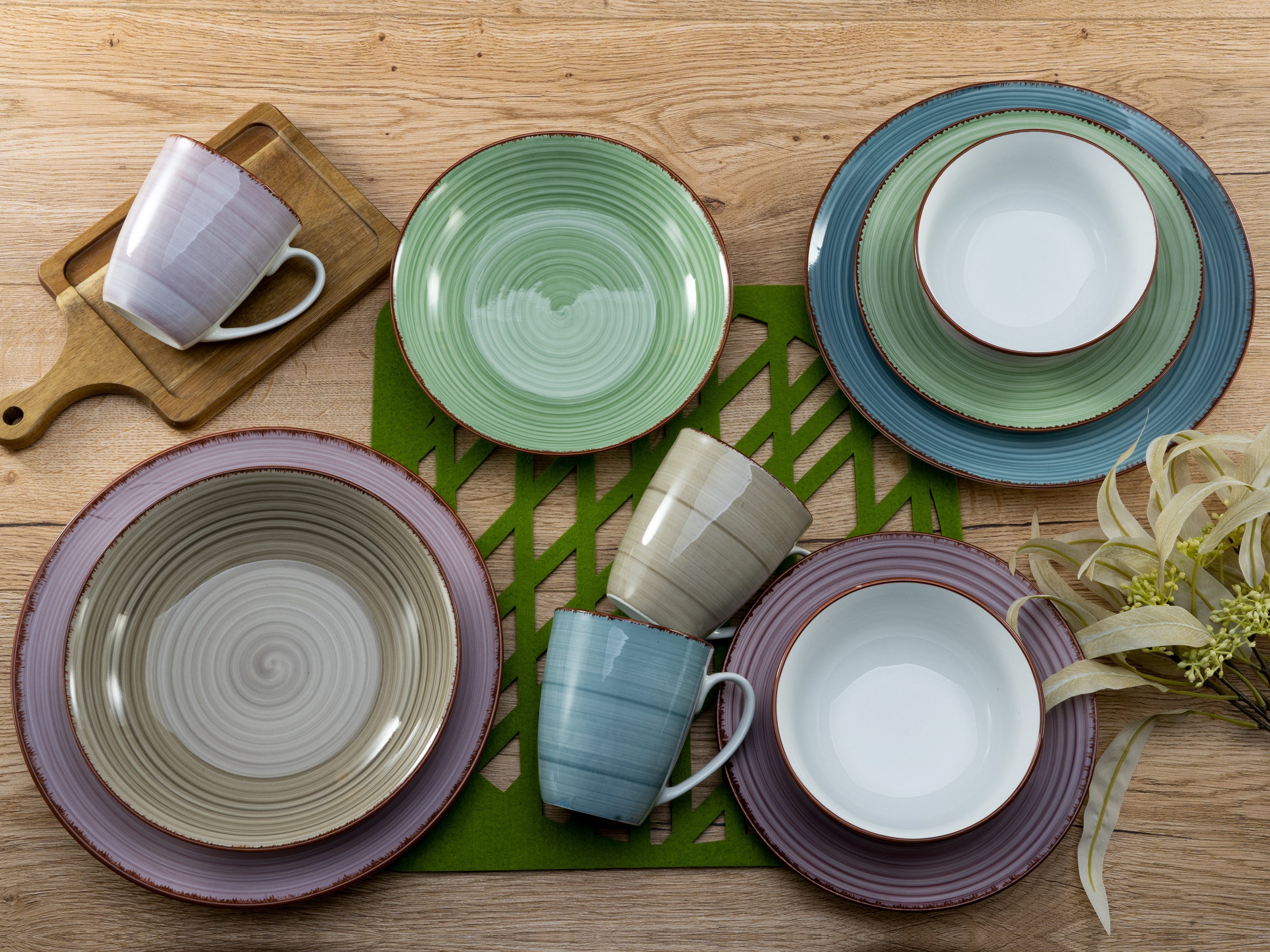 CreaTable Kombiservice Geschirr-Set Samba (20-tlg), 4 Personen, Porzellan, Service, handgemalter Spiraldekor, 20 Teile, für 4 Personen