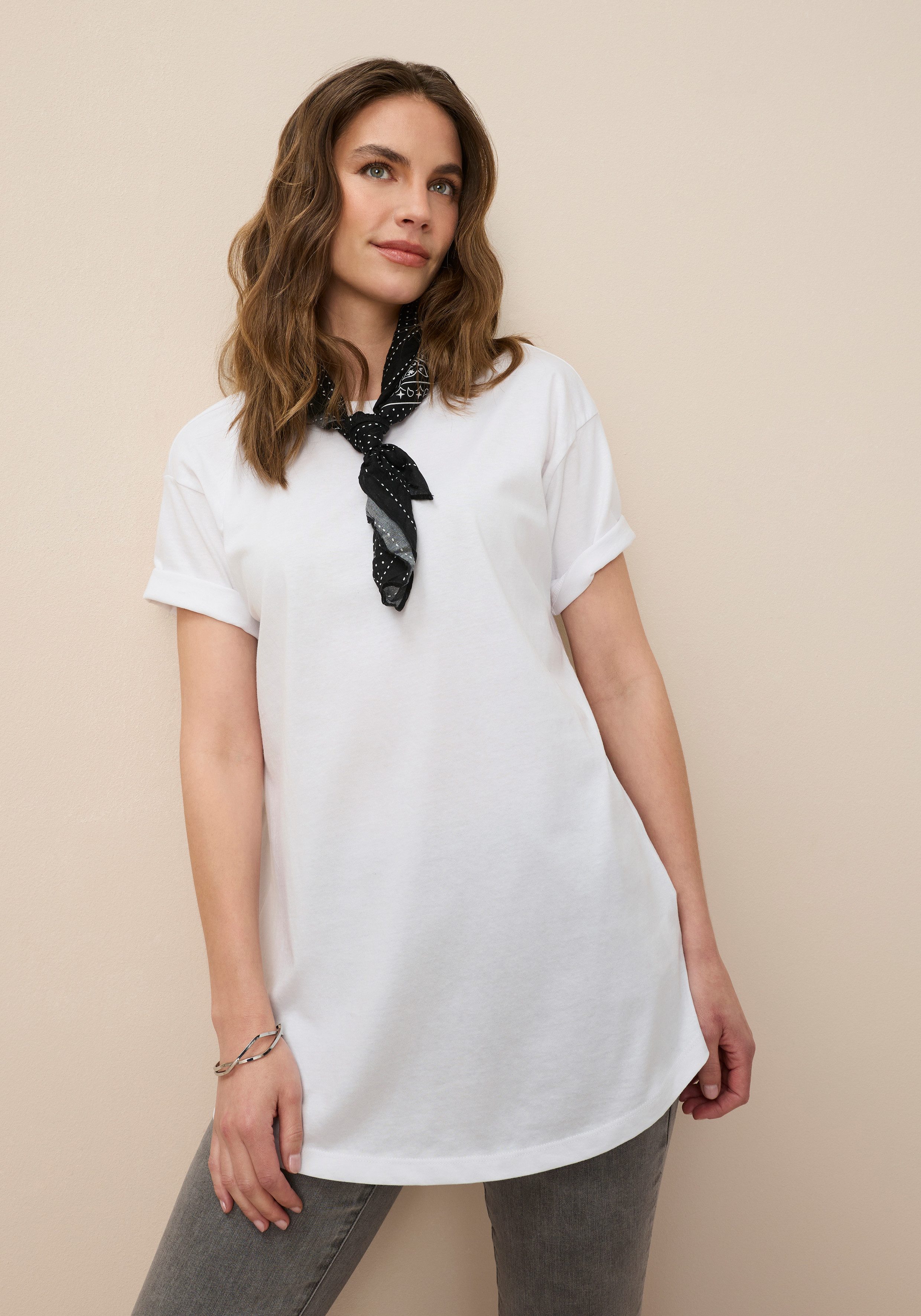 Tamaris Oversize-Shirt in Longform mit abgerundetem Saum günstig online kaufen