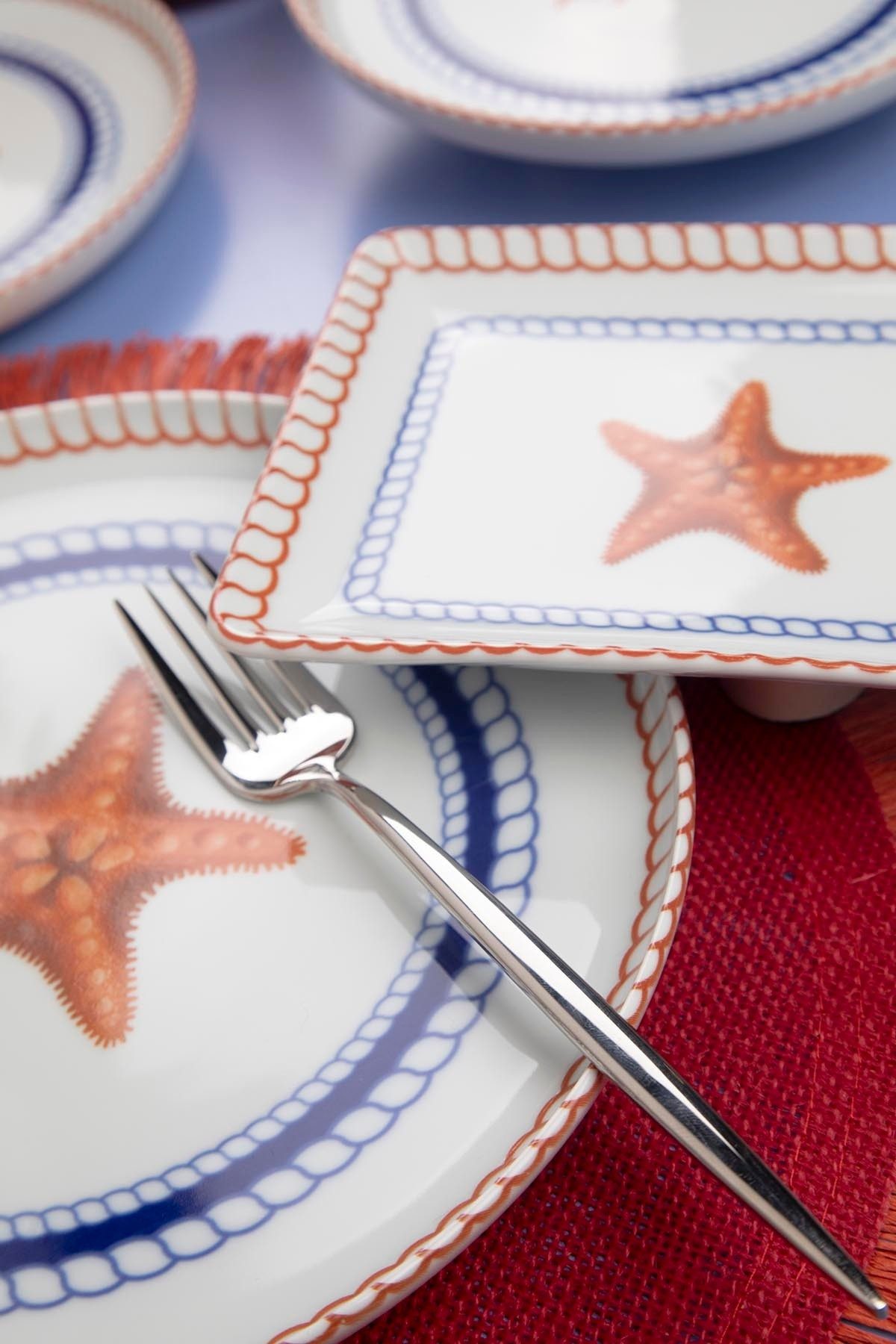 Hermia Concept Teller-Set 100% PORCELAIN P9790 (18-tlg)