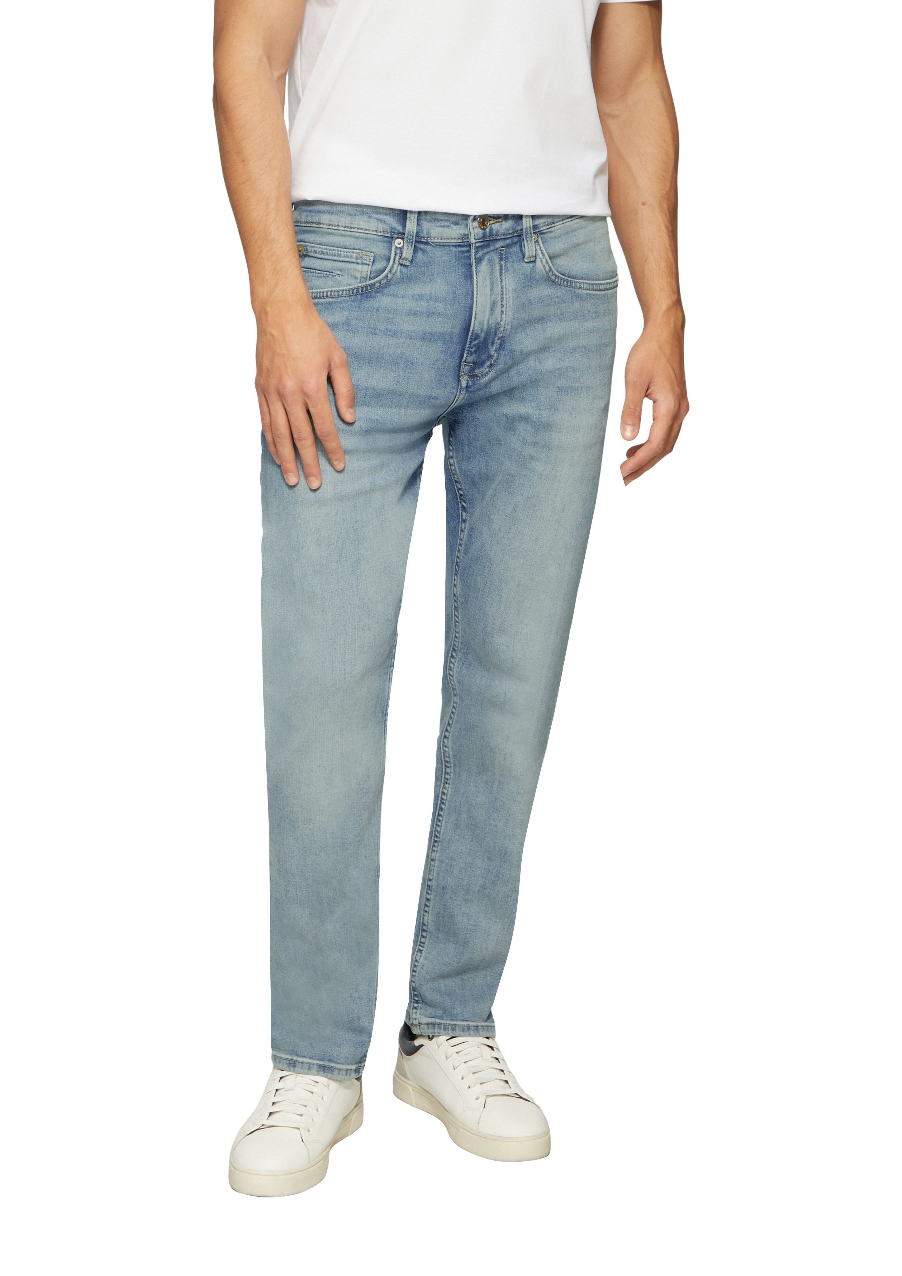 s.Oliver Slim-fit-Jeans in mittelblauer Waschung