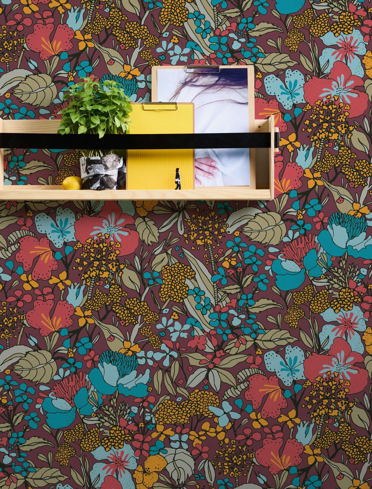 A.S. Création Architects Paper Dschungel Impression, Floral floral, Blumentapete Vliestapete glatt, Tapete botanisch, rot/blau/gelb
