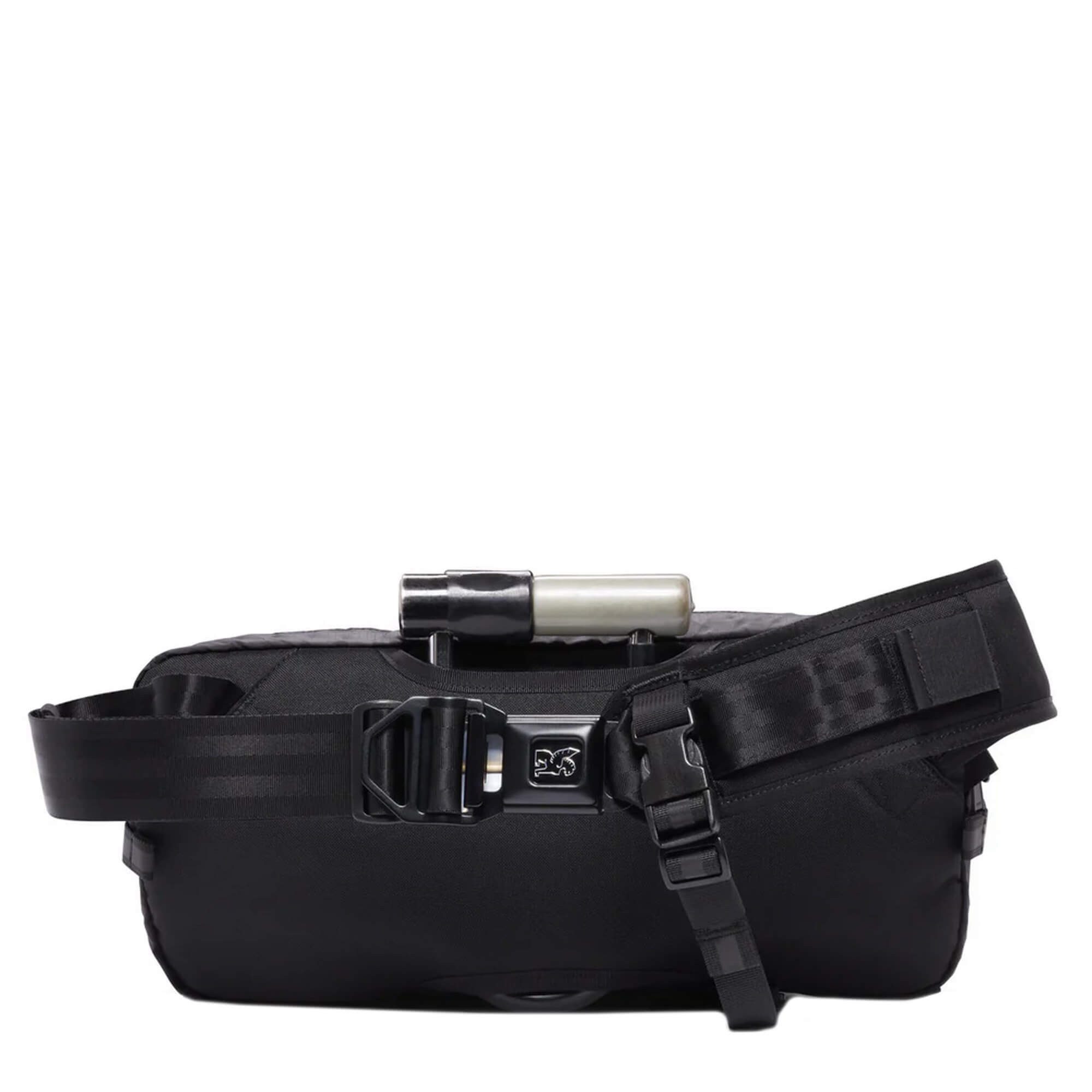 Chrome Umhängetasche Kadet Nylon 9 - Umhängetasche 43 cm (black rxf)