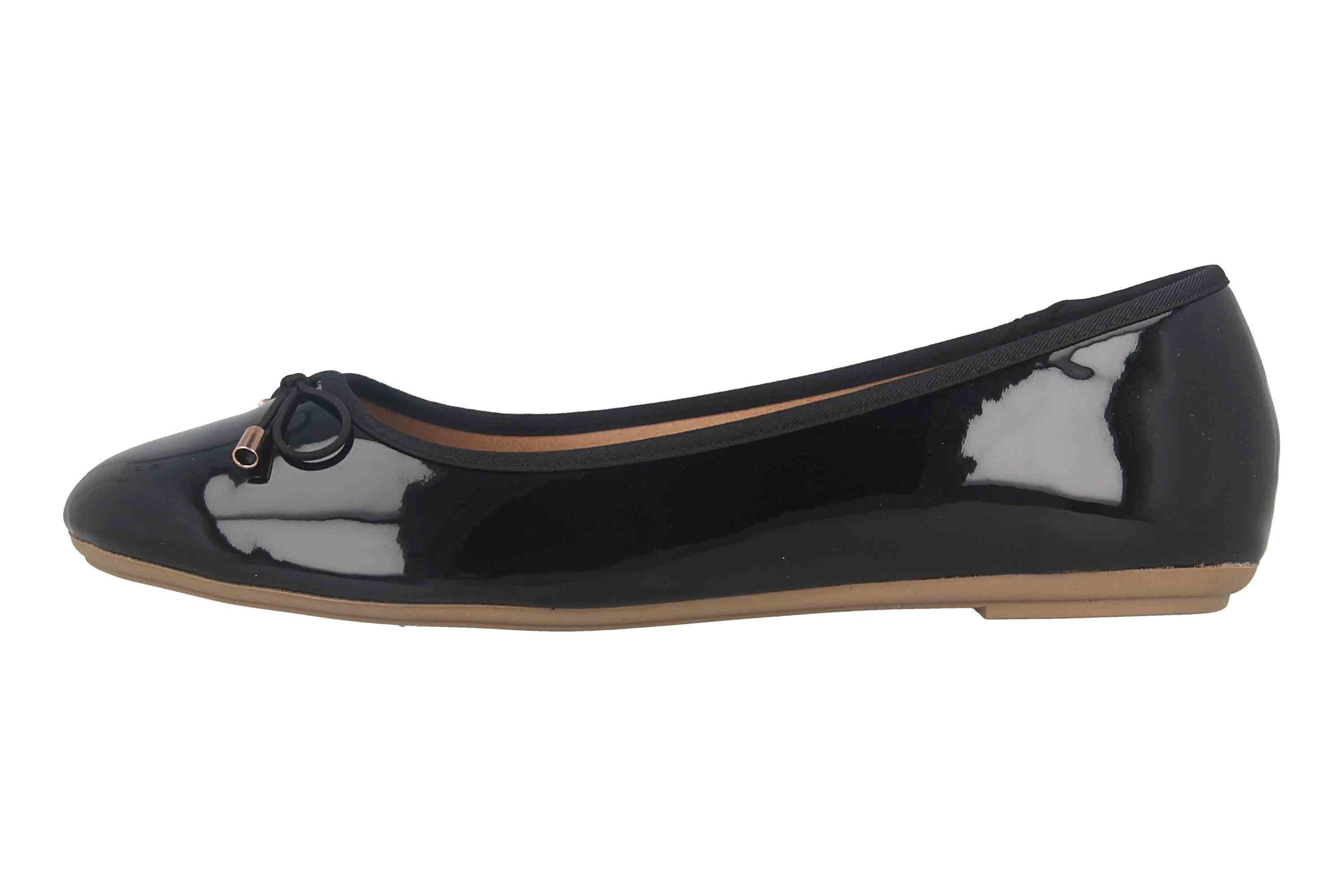 LadyPepp 2514378 Black Patent Ballerina